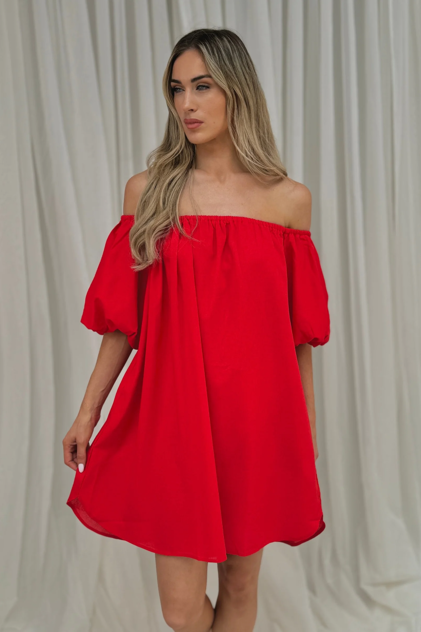 Caitlyn Puff Sleeve Bardot Dress In Red