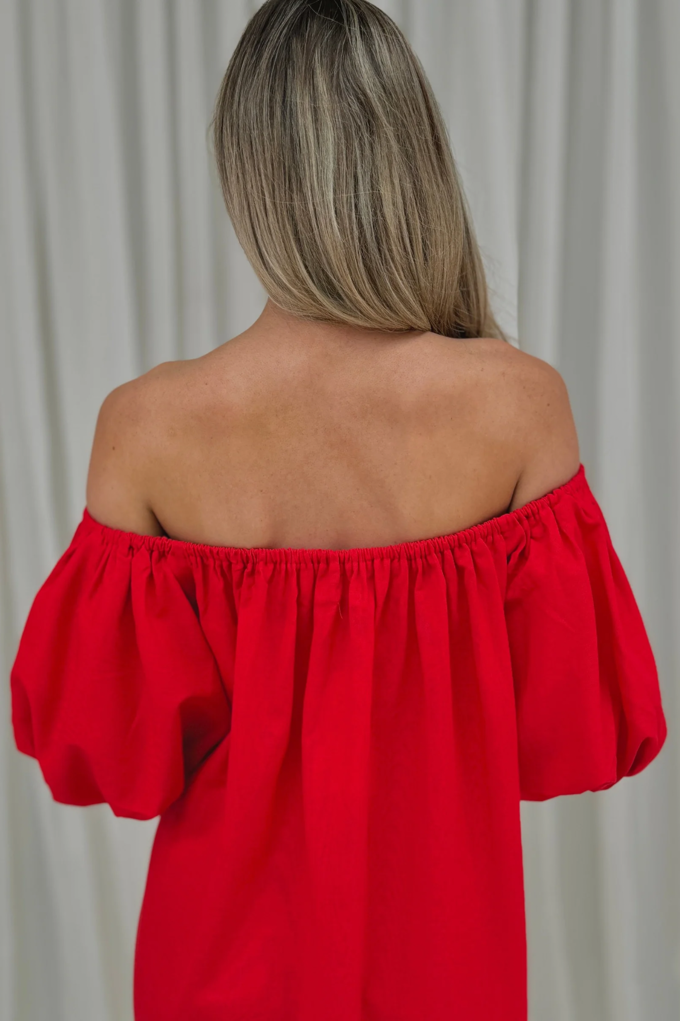 Caitlyn Puff Sleeve Bardot Dress In Red