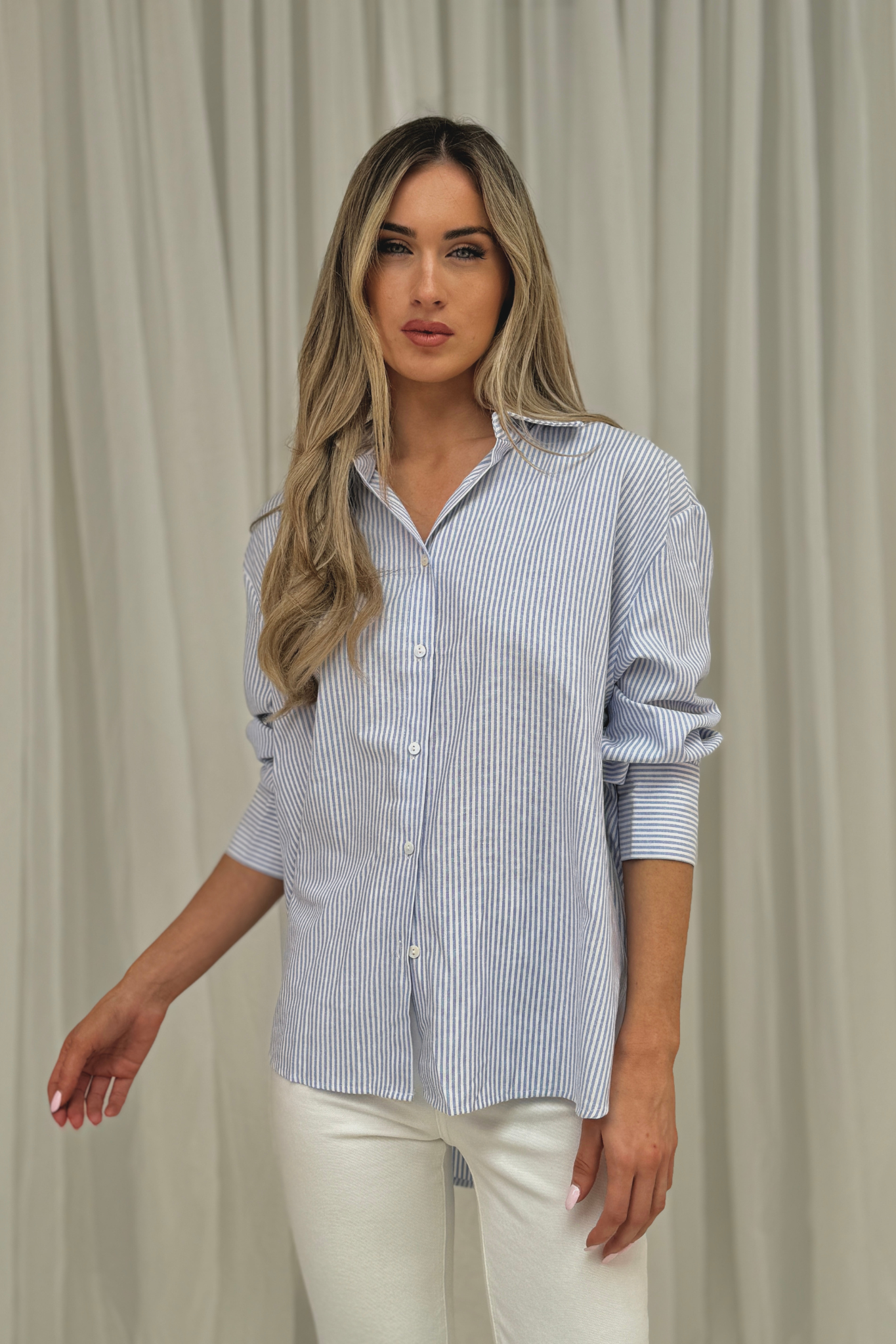 Millie Bow Back Shirt In Blue