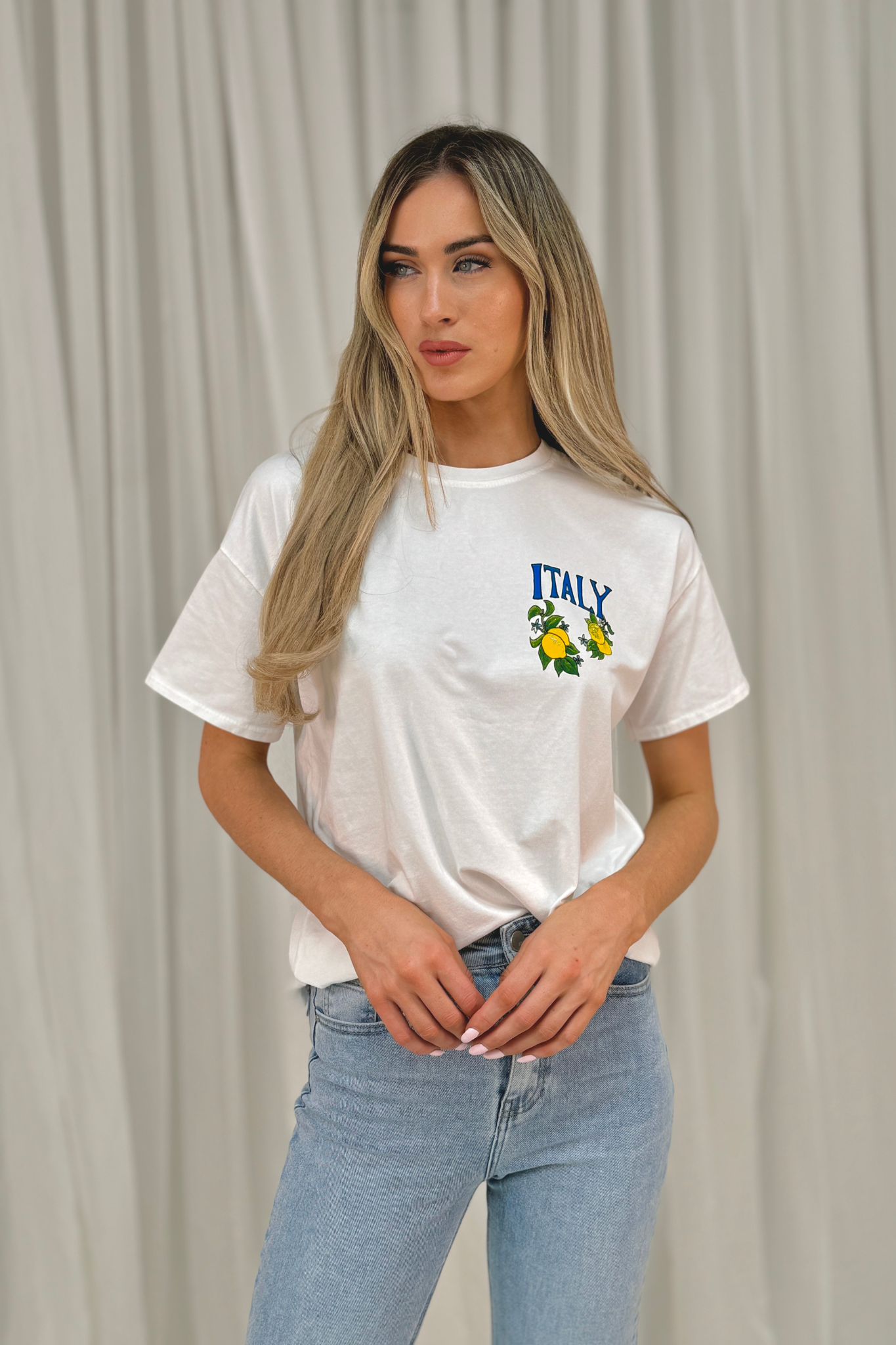 Melanie Lemons T-Shirt In White