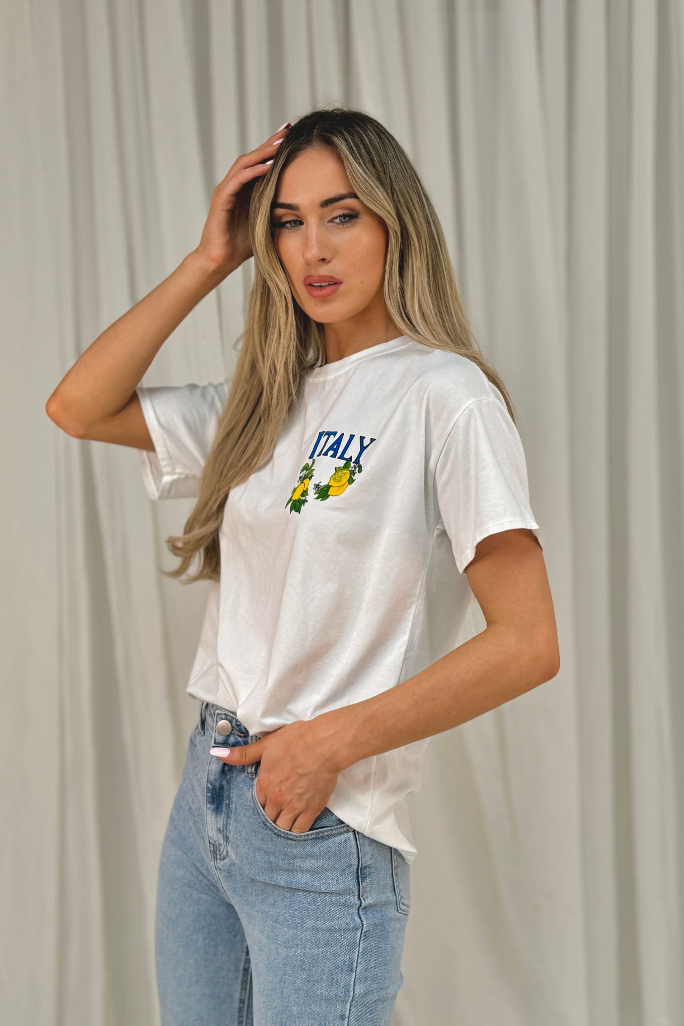 Melanie Lemons T-Shirt In White