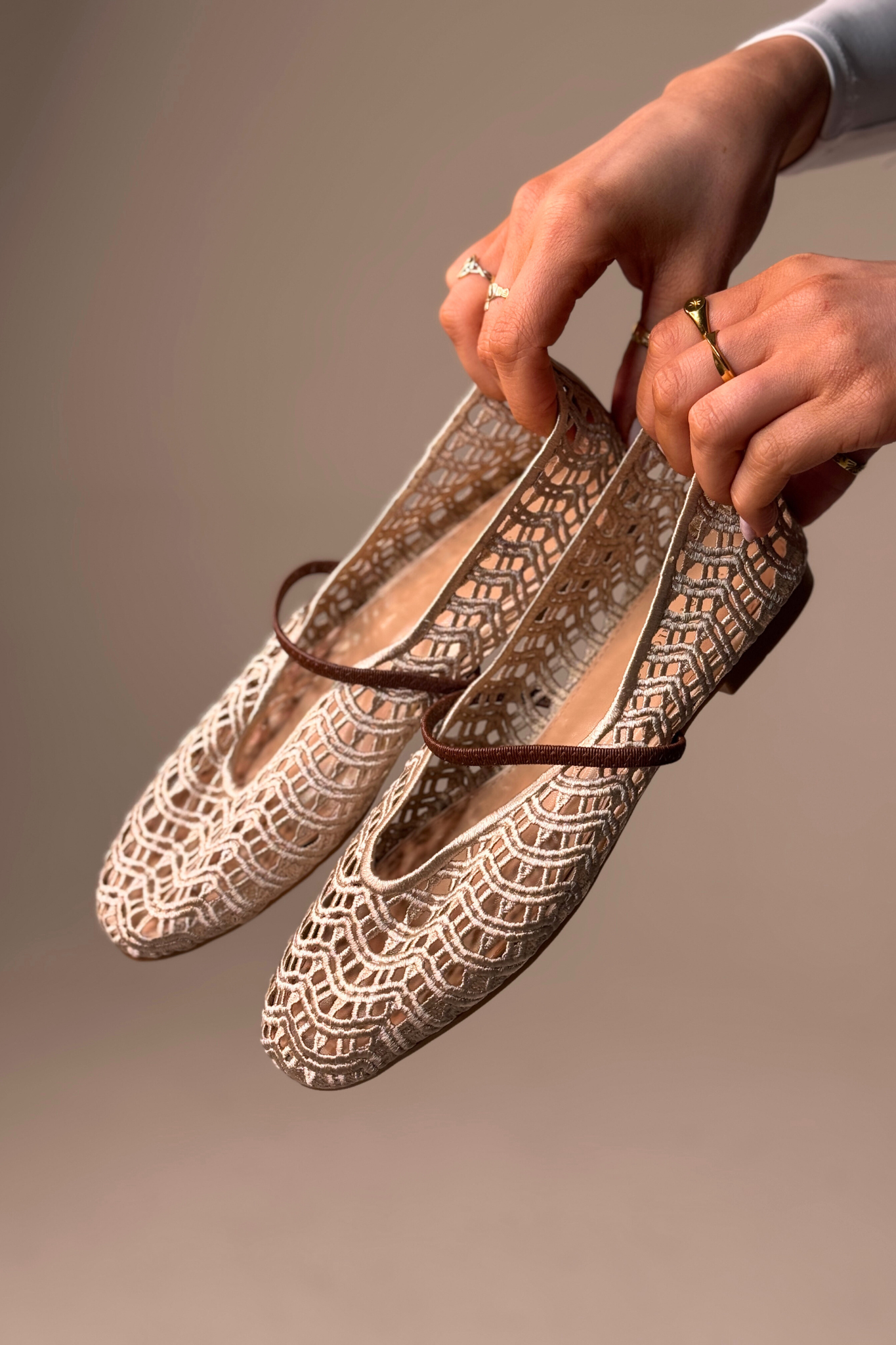 Izzy Woven Pumps In Neutral