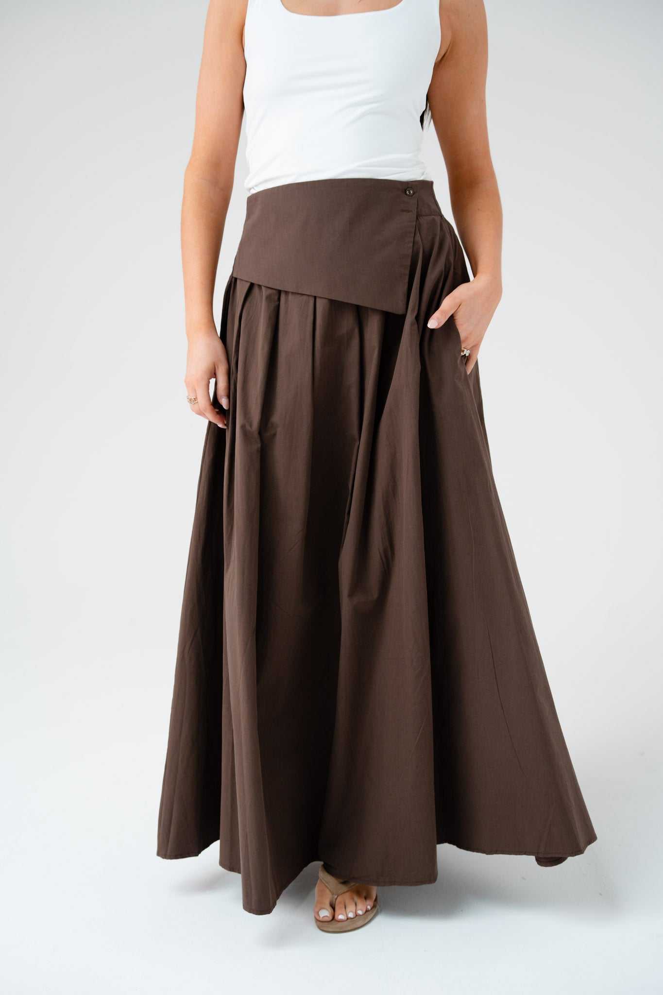 Willow Asymmetric Waist Maxi Skirt In Coffee