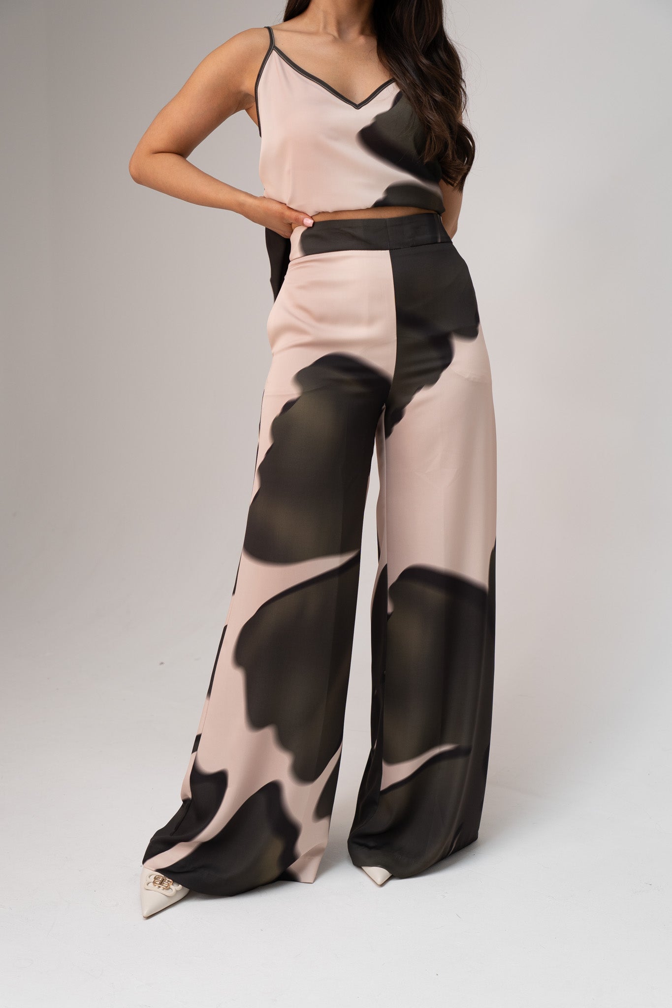 Alana Printed Trousers In Green Mix