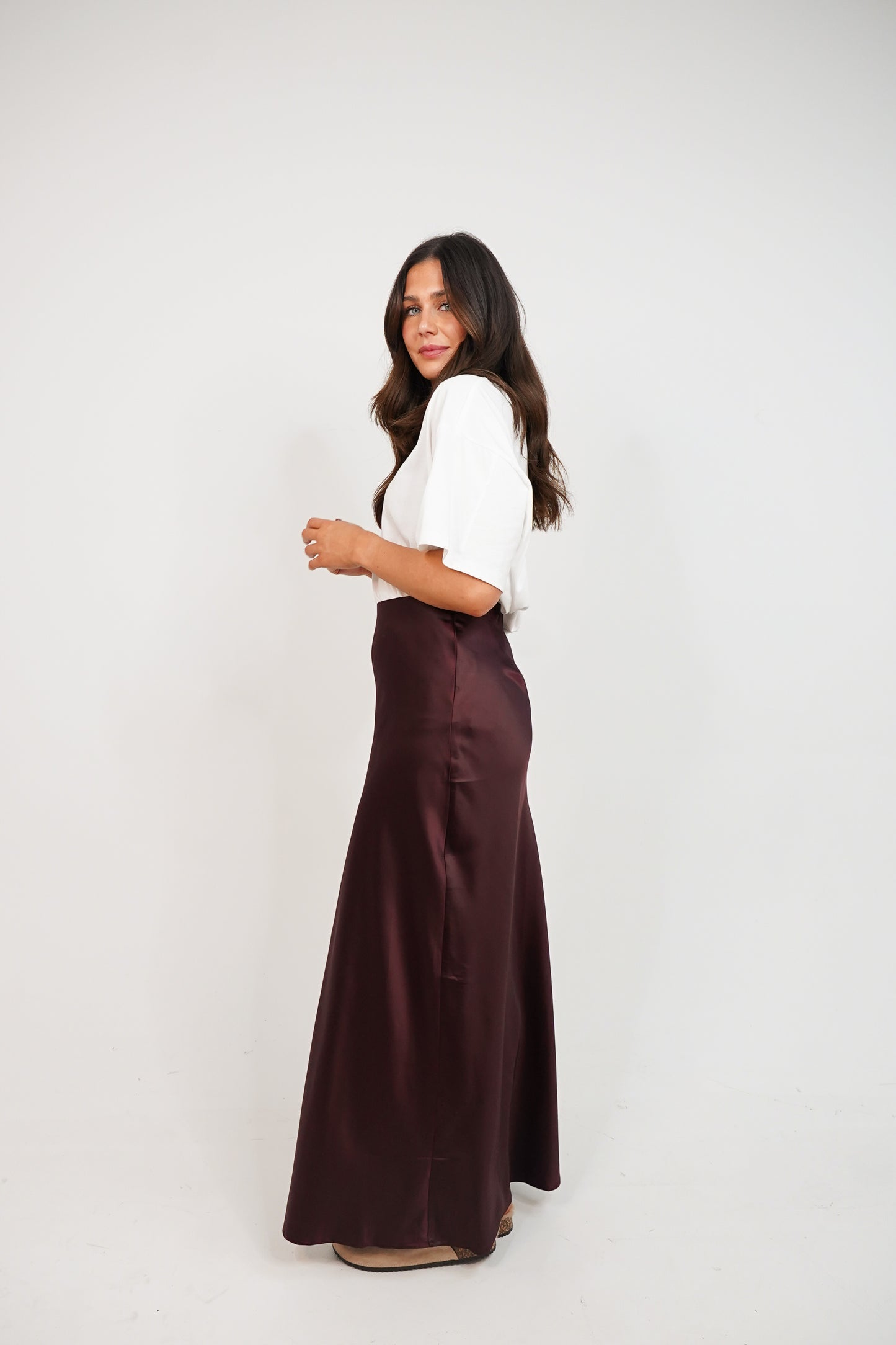 Love Laura Slip Skirt In Deep Plum