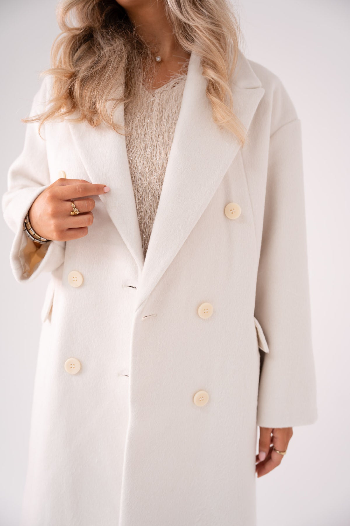 Love Laura Coat In Cream