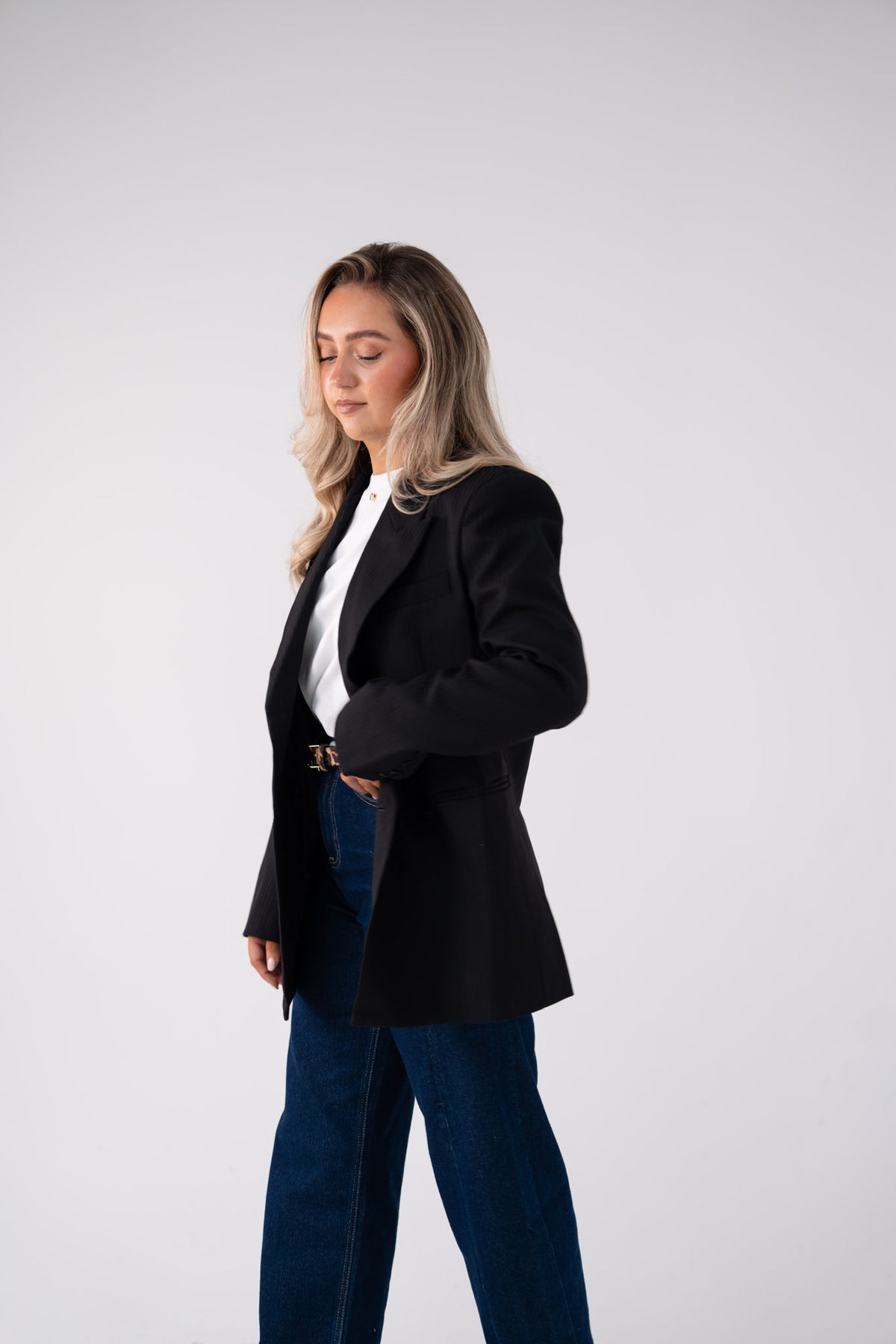 Love Laura Refined Blazer In Black