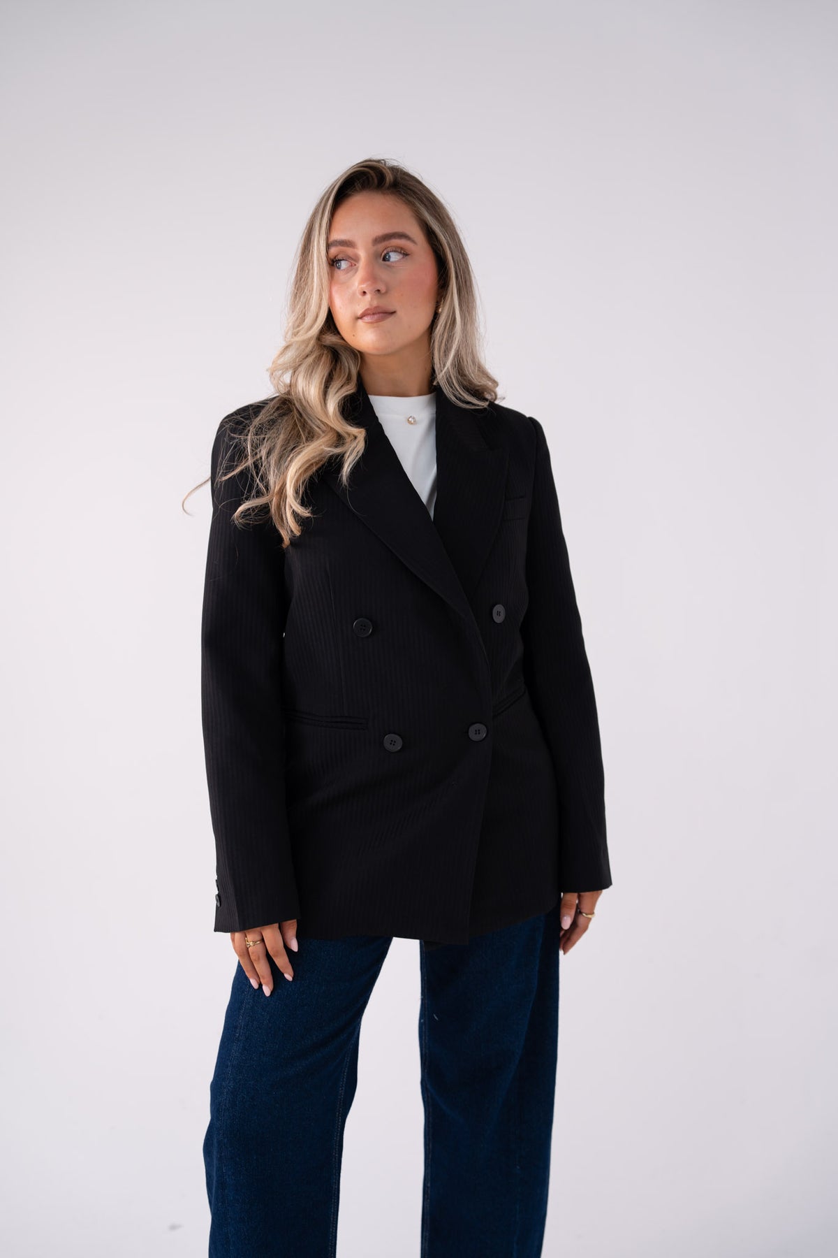 Love Laura Refined Blazer In Black