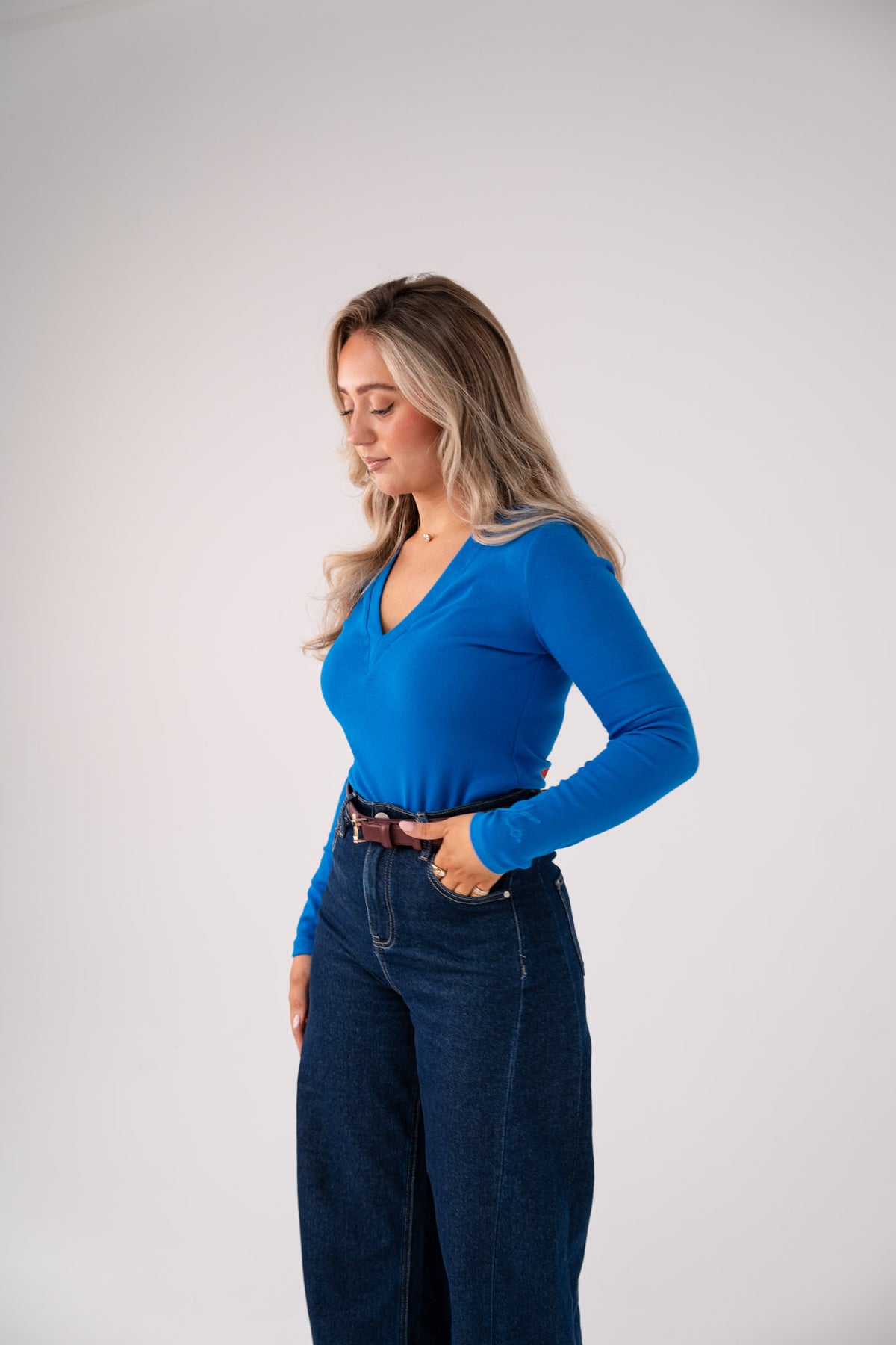 Love Laura V-Neck Ribbed Base Top In Cobalt