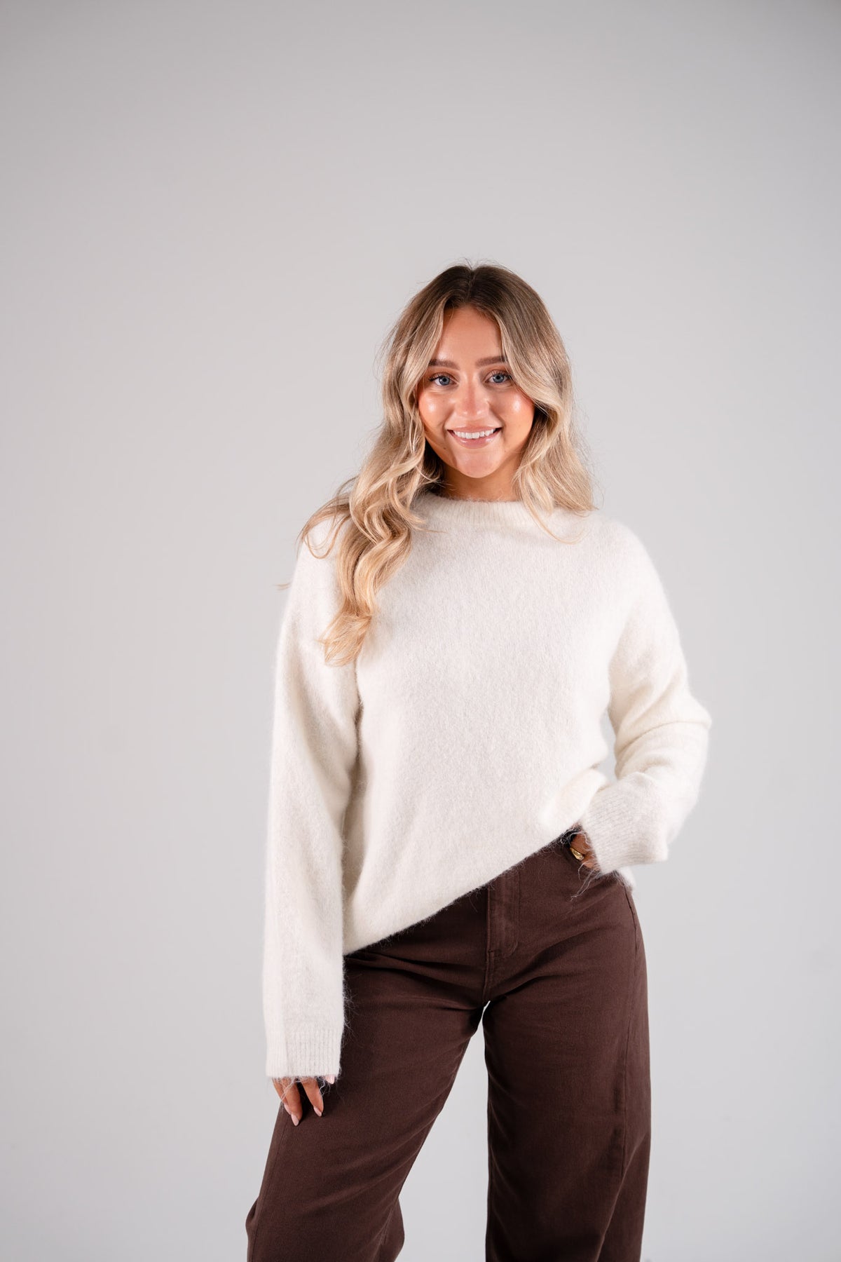 Iris Round Neck Jumper In White