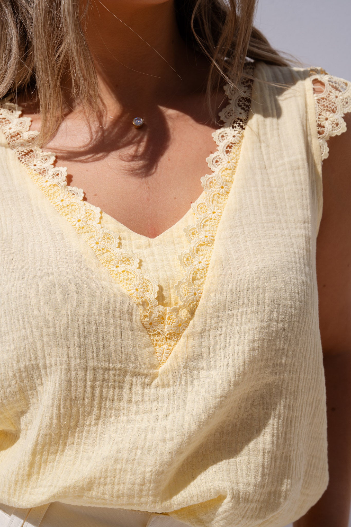 Kendra Lace Trim Sleeveless Top In Lemon