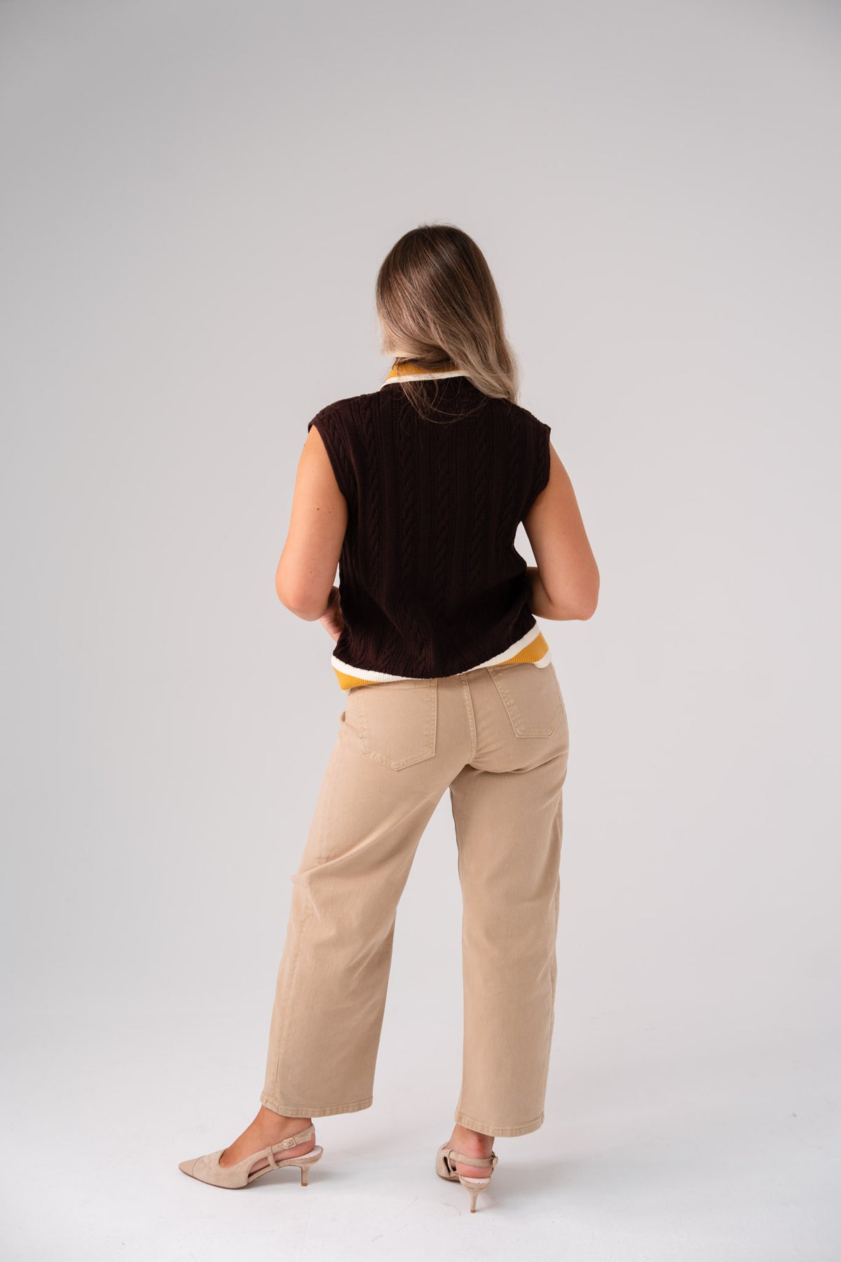 Holly Sleeveless Knit Top In Chocolate