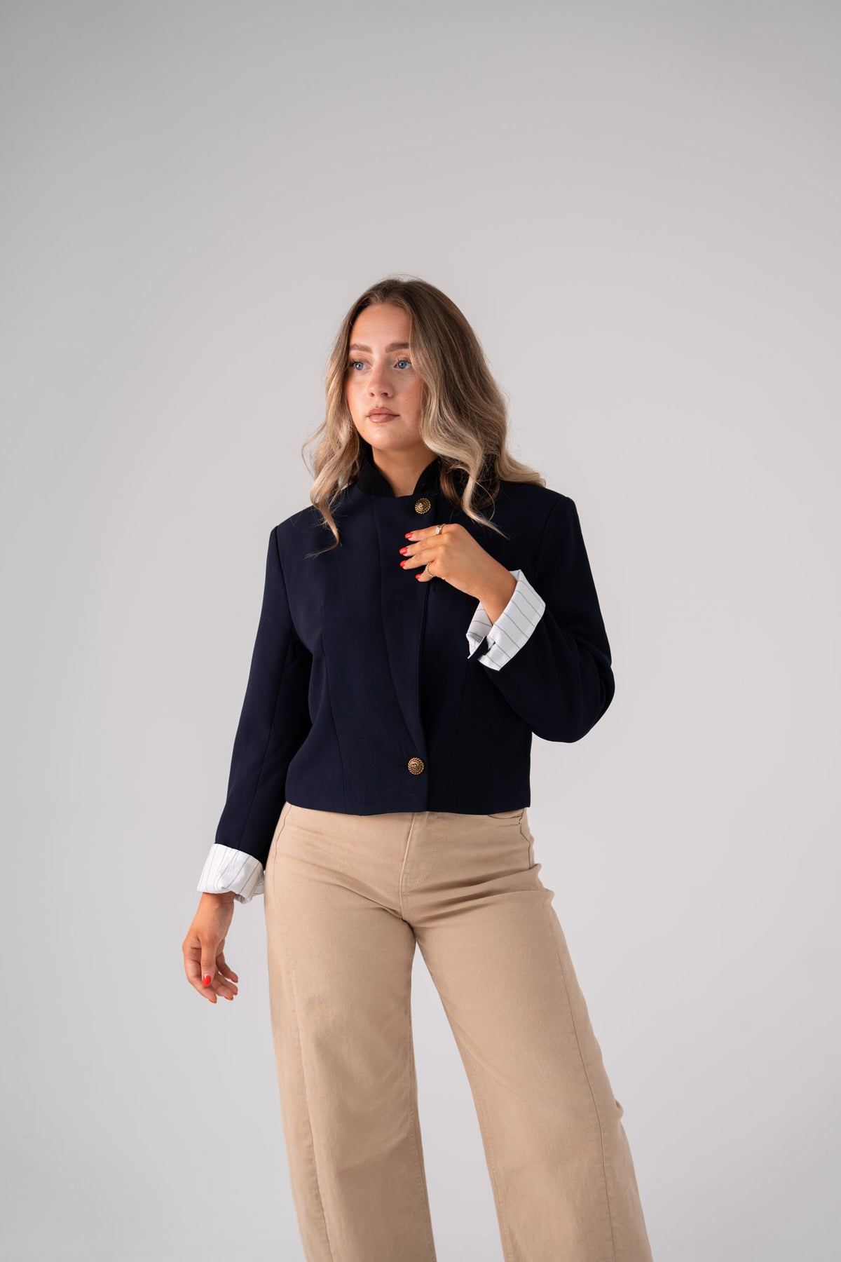 Kiera Crop Blazer In Navy