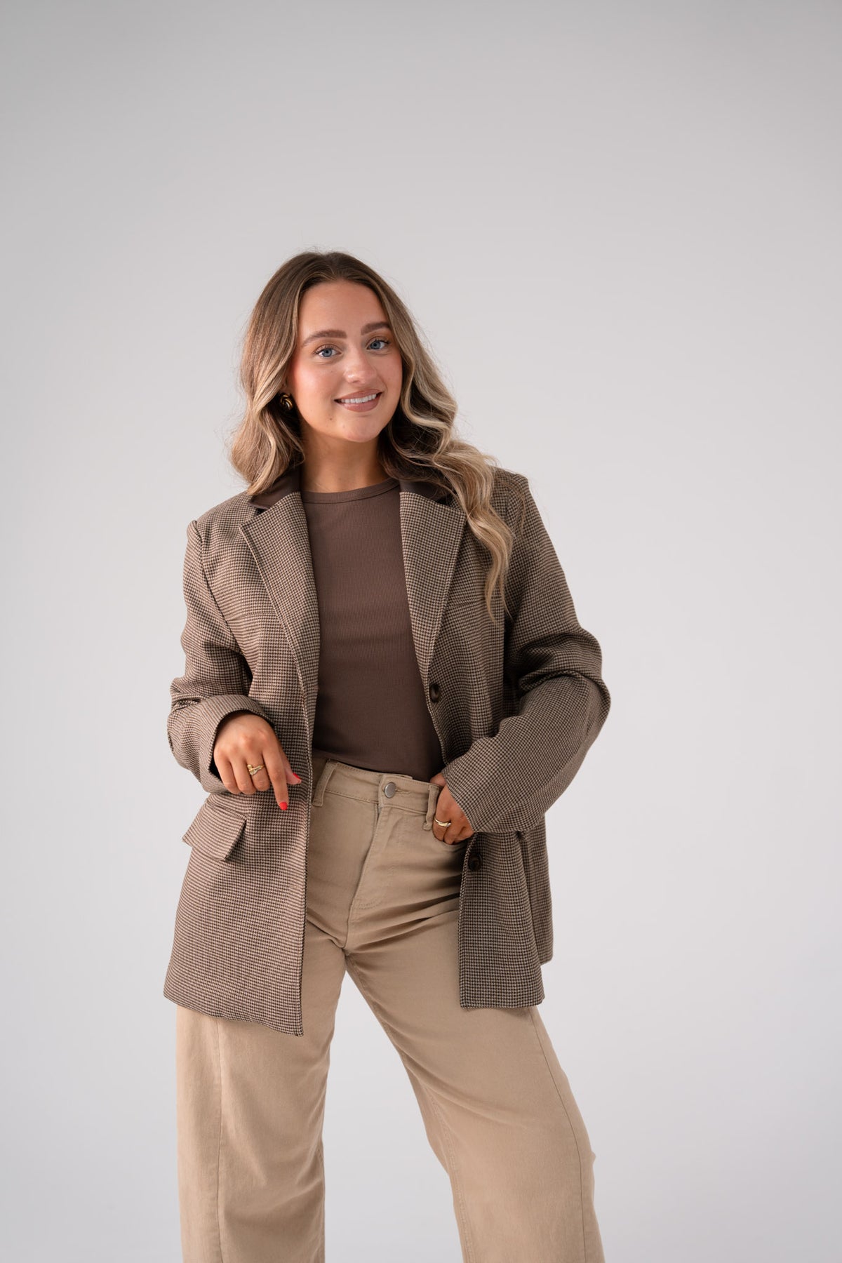Kiera Fine Check Blazer In Brown