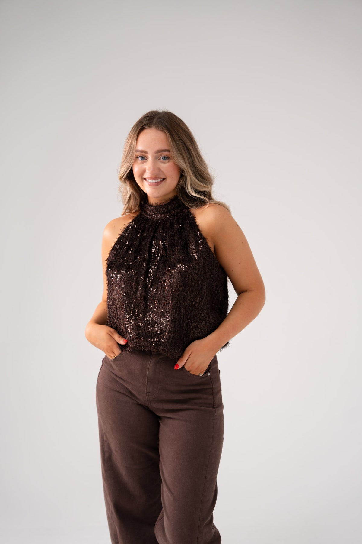 Iris Textured Halter Top In Chocolate