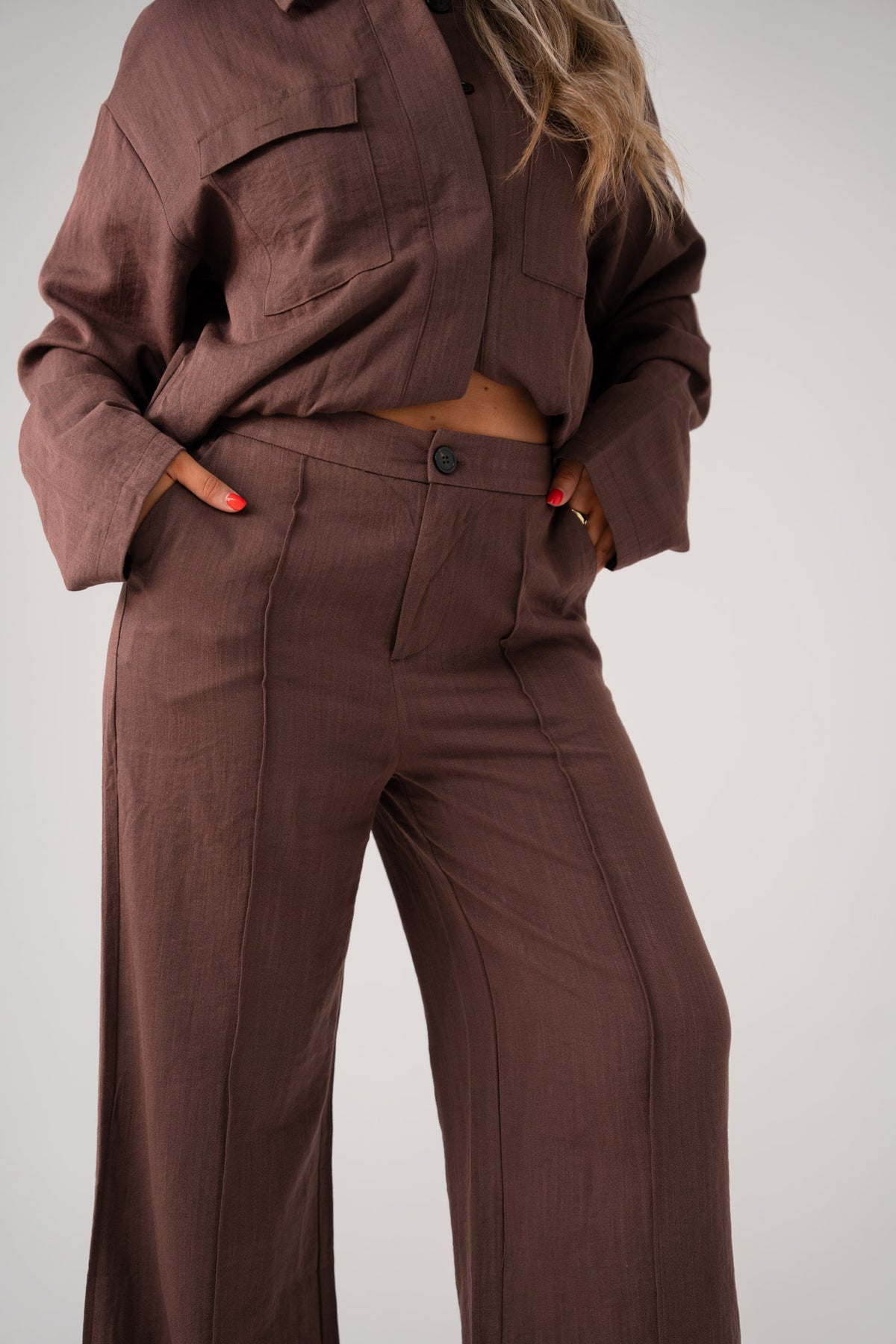 Elsa Straight Leg Trousers In Chocolate