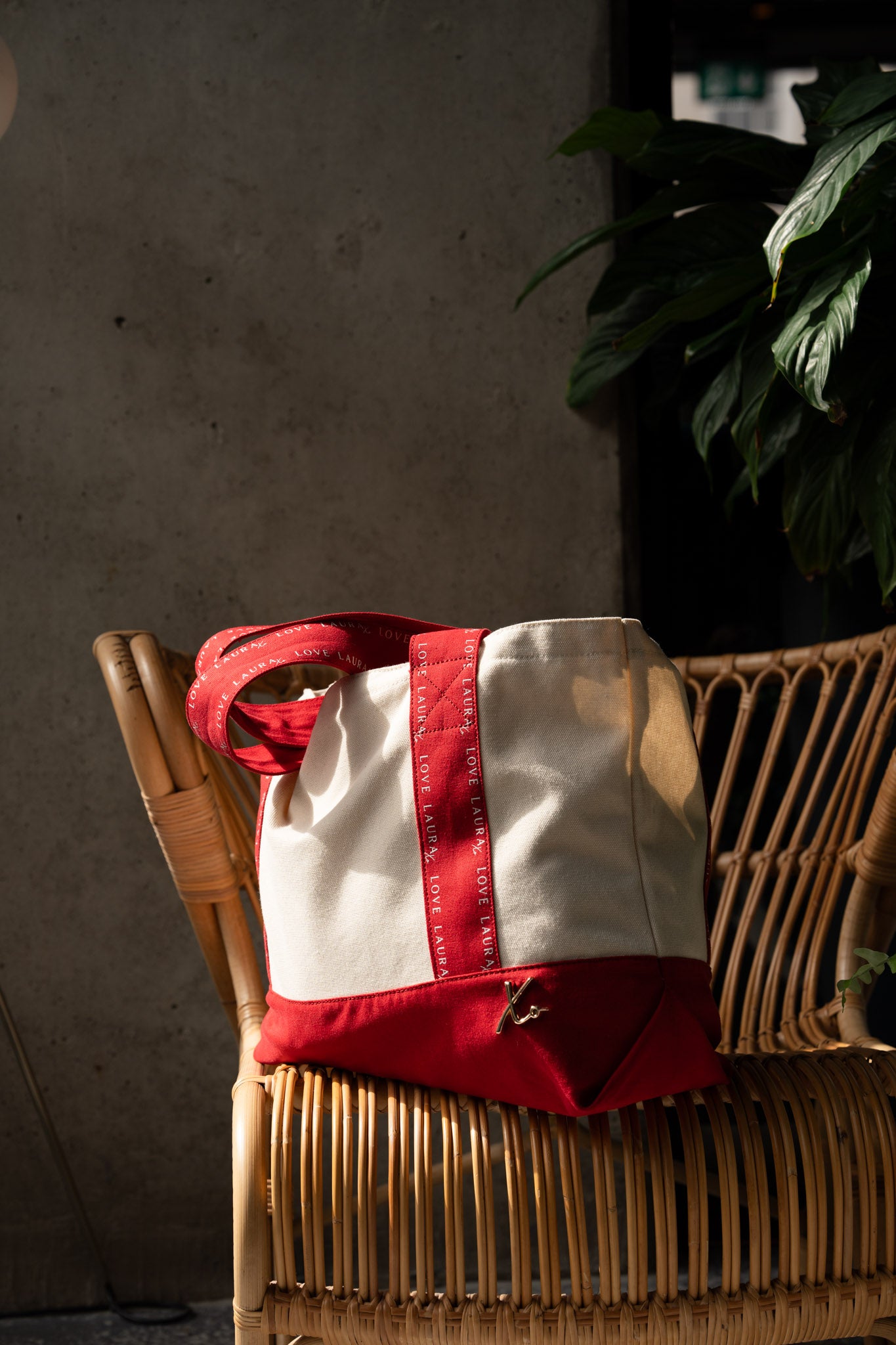Love Laura Tote Bag In Red