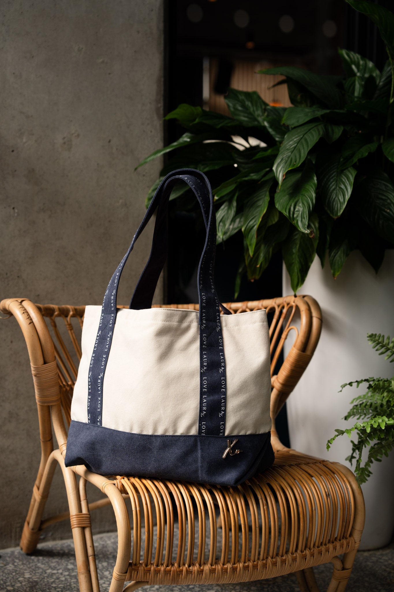 Love Laura Tote Bag In Denim