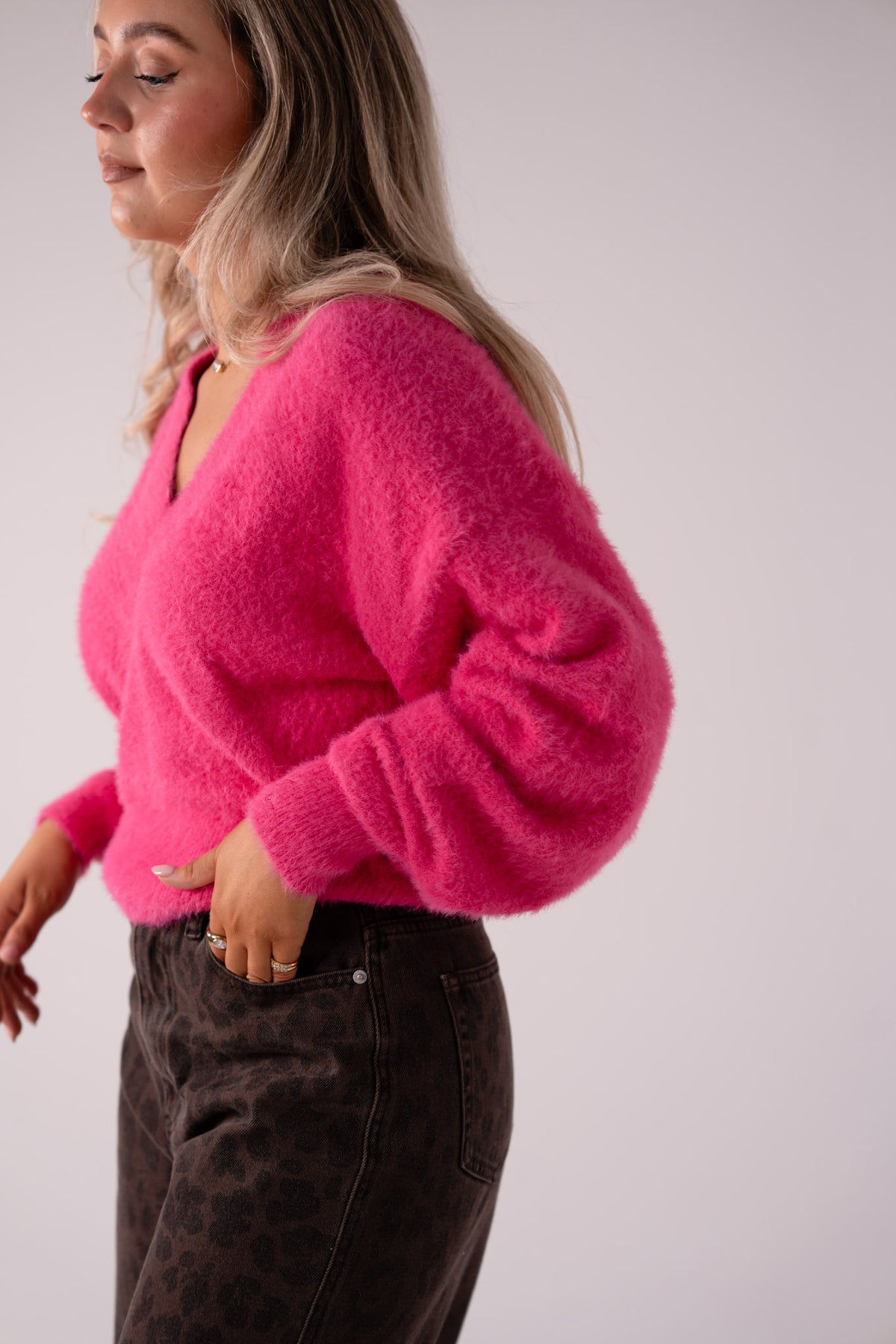 Love Laura Soft Touch V-Neck Jumper In Fuchsia