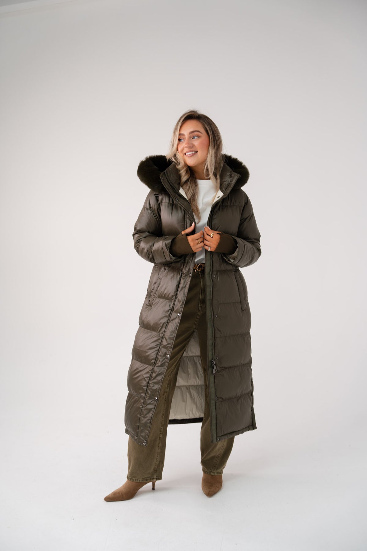 Love Laura Puffa Coat In Khaki