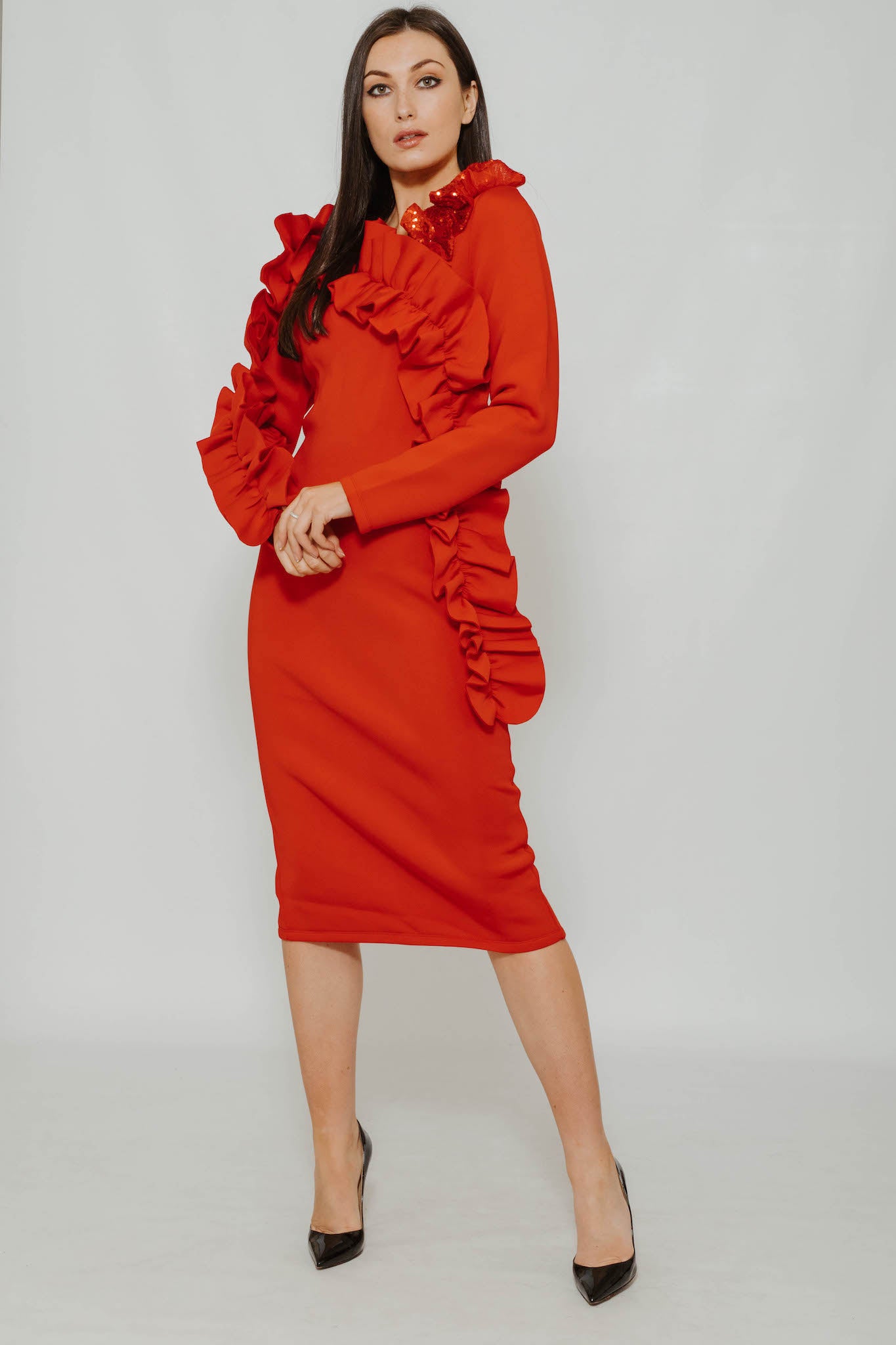 Polly Embellished Ruffle Dress In Red – The Walk in Wardrobe