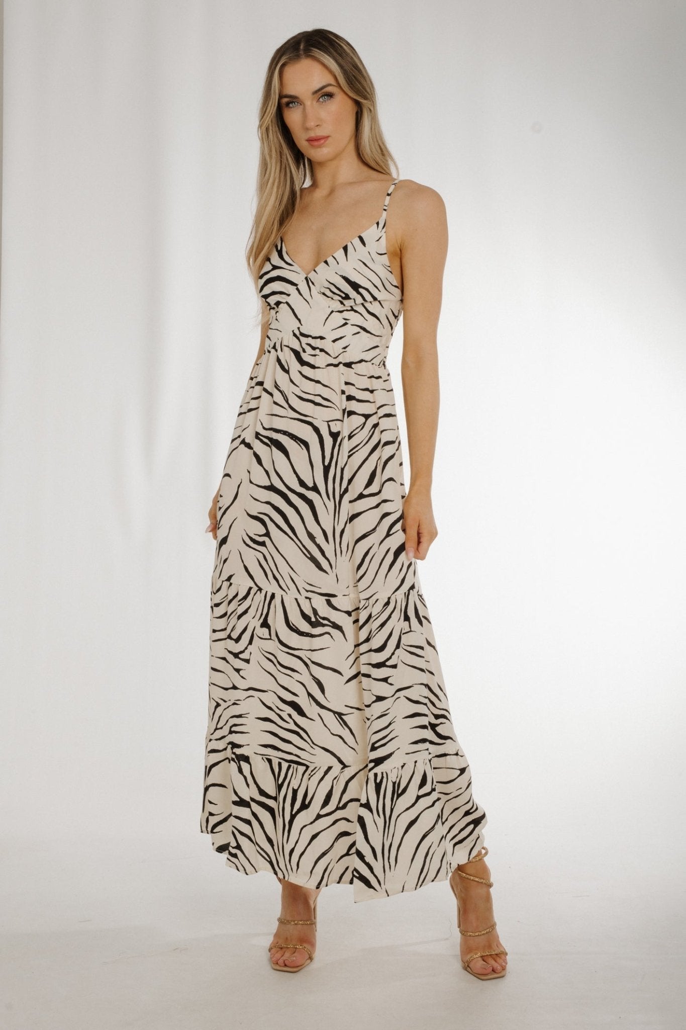 Ally V-Neck Zebra Print Dress In White & Black - The Walk in Wardrobe