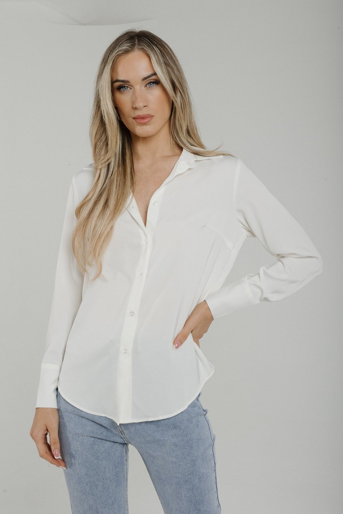 Arabella Long Sleeve Shirt In White - The Walk in Wardrobe