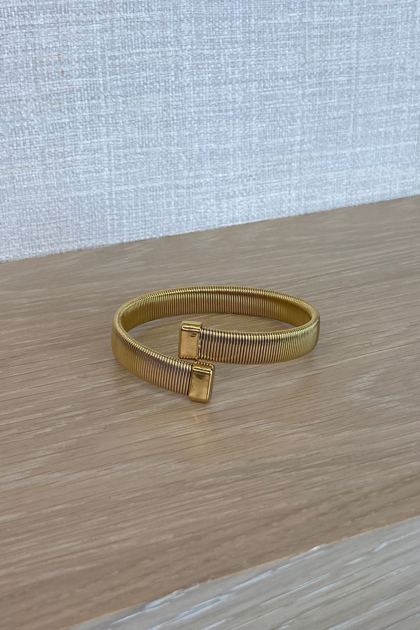 Beth Double End Bangle In Gold - The Walk in Wardrobe