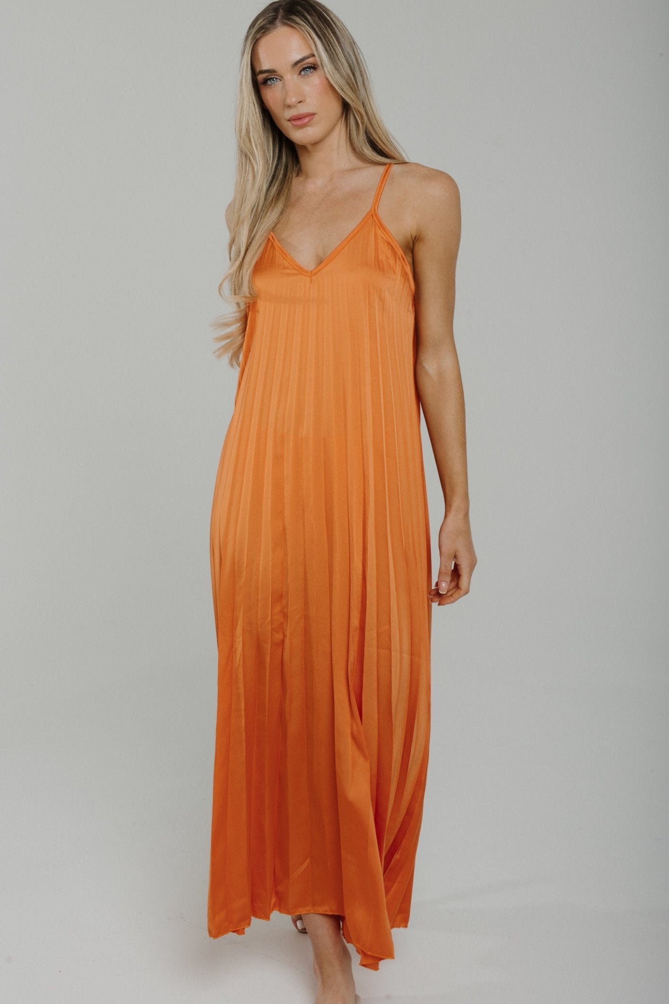 Caitlyn Pleated V-Neck Maxi Dress In Orange - The Walk in Wardrobe