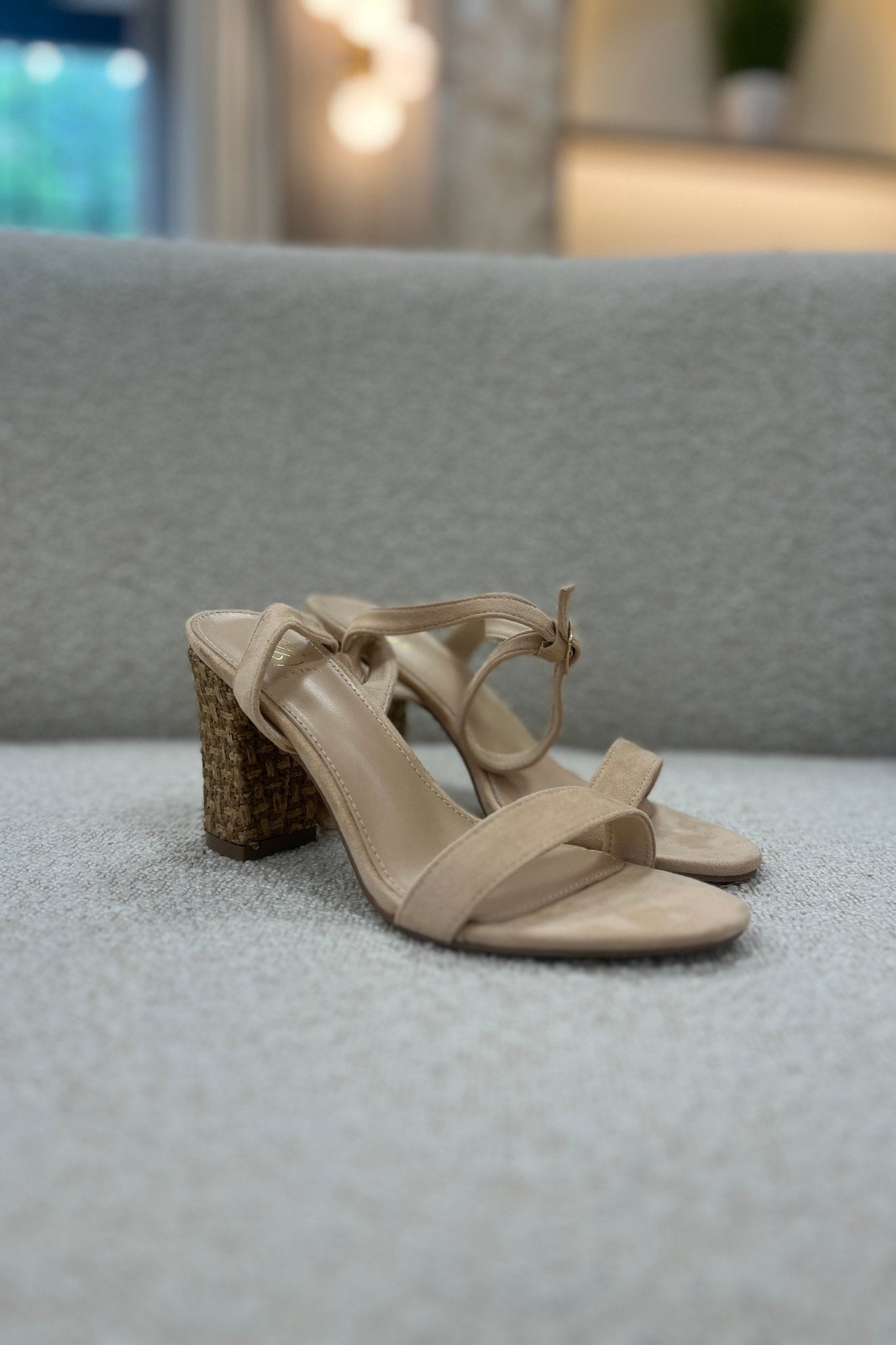 Cathy Block Heel Sandal In Neutral - The Walk in Wardrobe