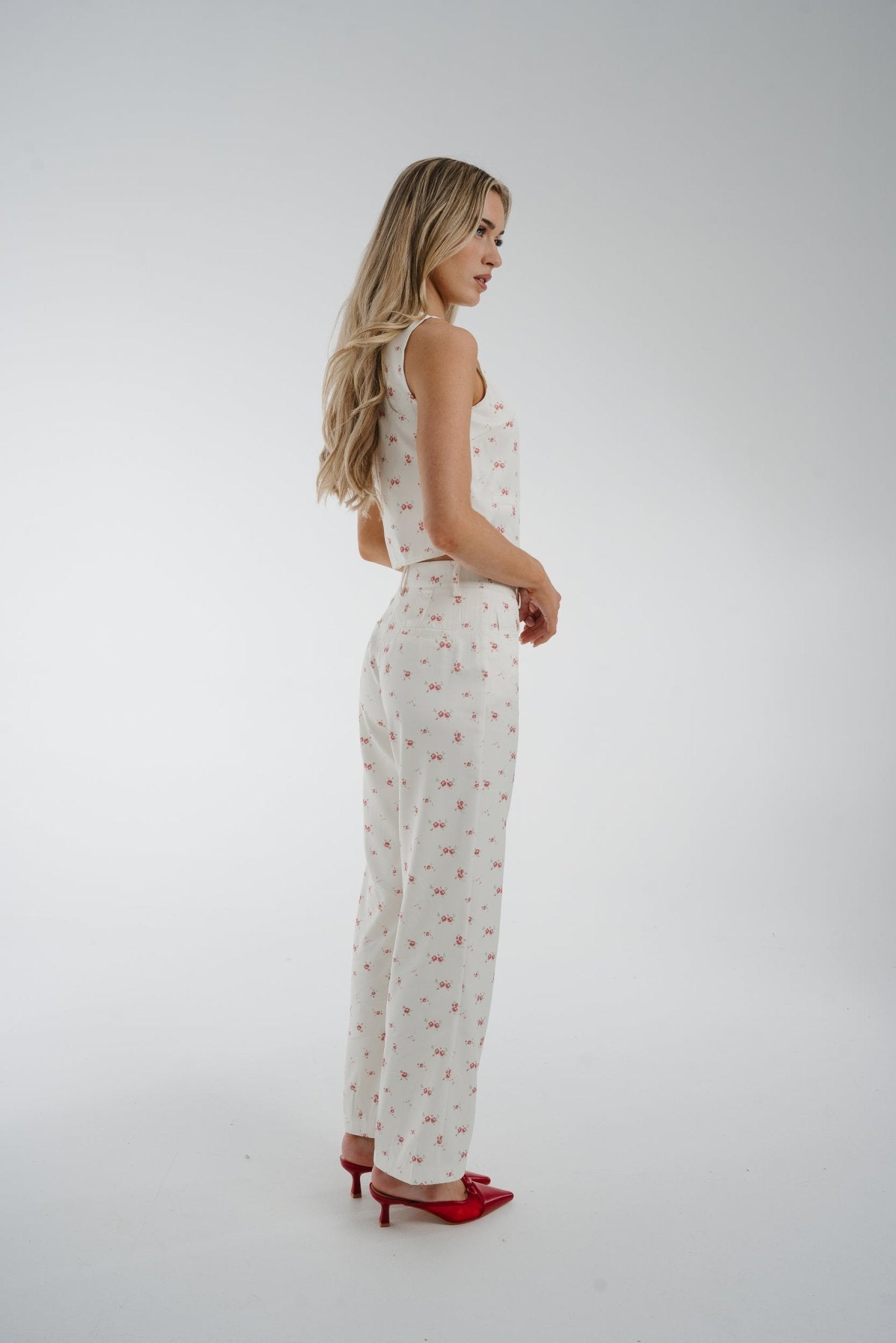 Elsa Floral Trousers In Pink Mix - The Walk in Wardrobe