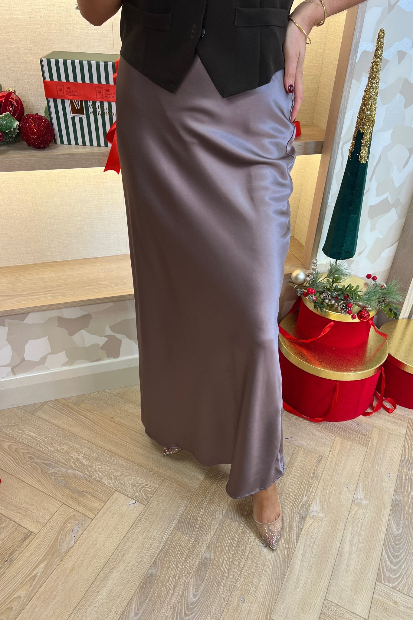 Elsa Longline Satin Skirt In Mauve - The Walk in Wardrobe