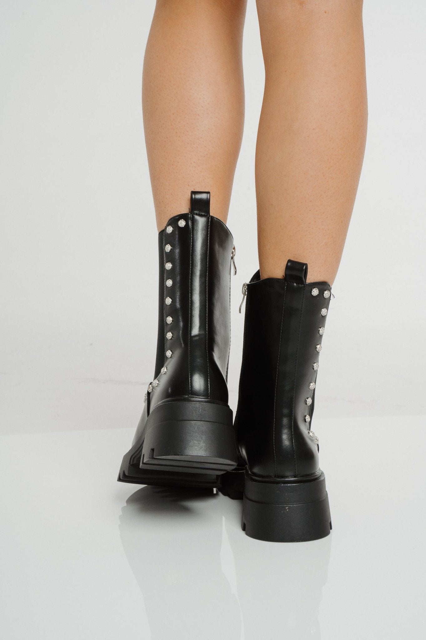 Black pearl fashion biker boots