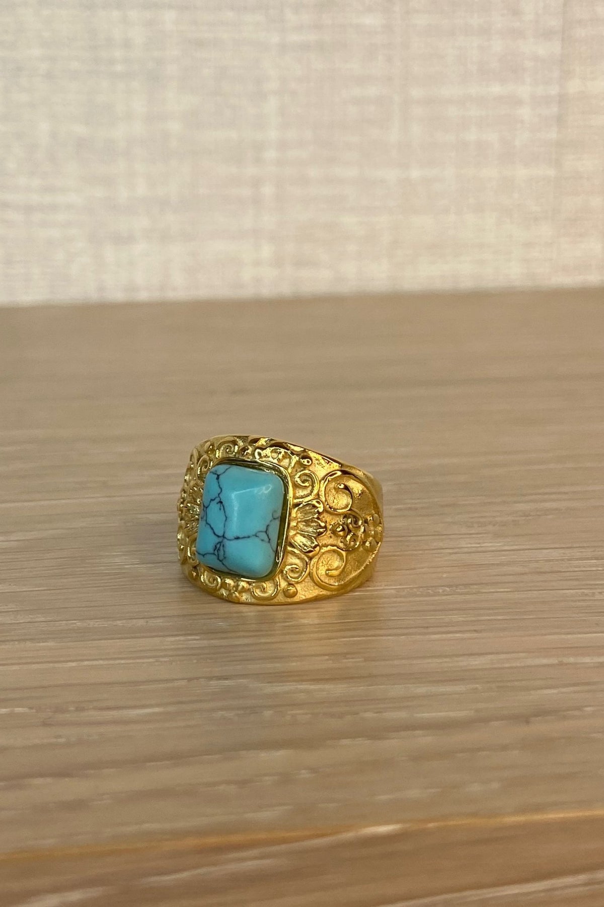 Erin Statement Ring In Turquoise - The Walk in Wardrobe