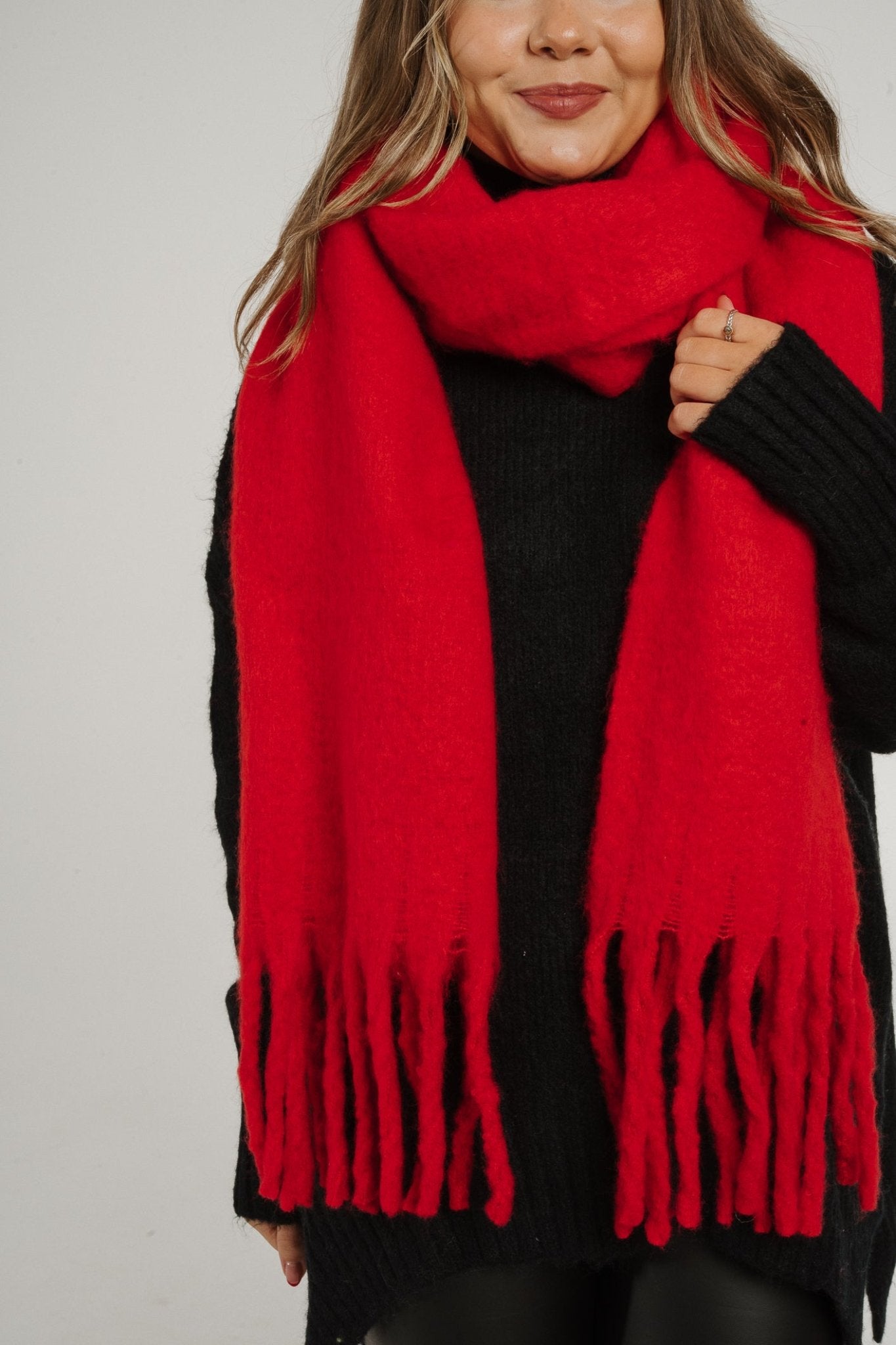 Frankie Tassel Scarf In Red - The Walk in Wardrobe