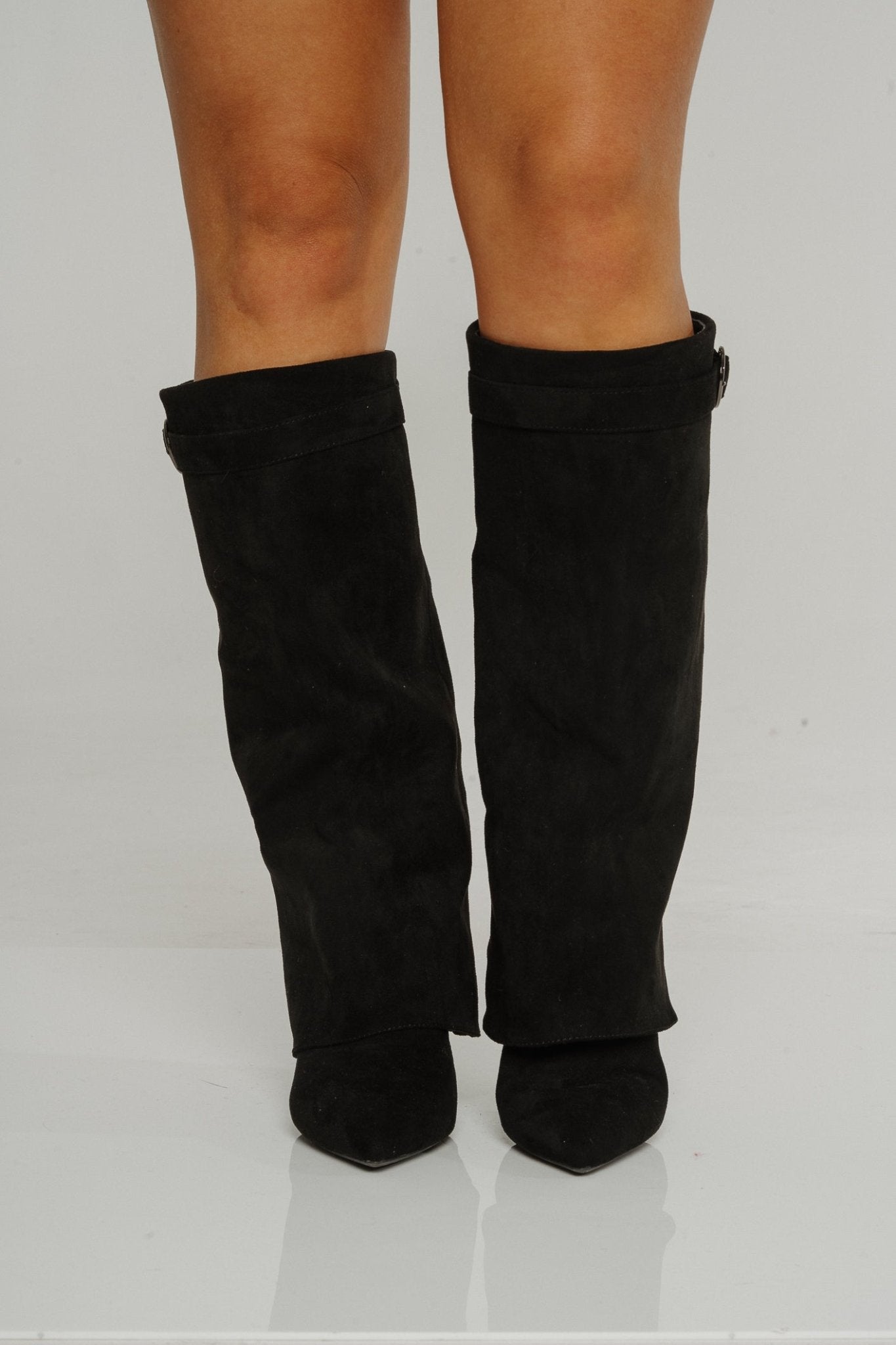 Izzy Fold Over Detail Boot In Black - The Walk in Wardrobe