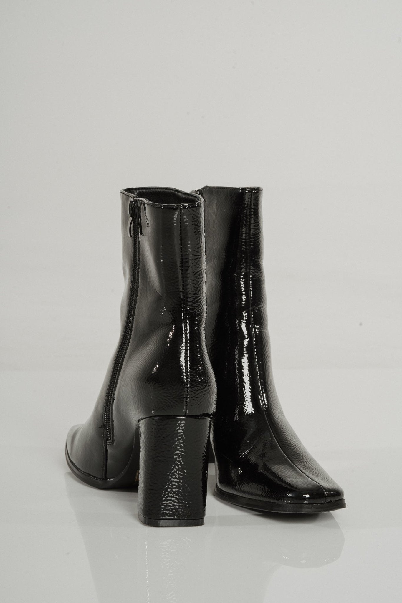 Izzy Patent Boot In Black - The Walk in Wardrobe
