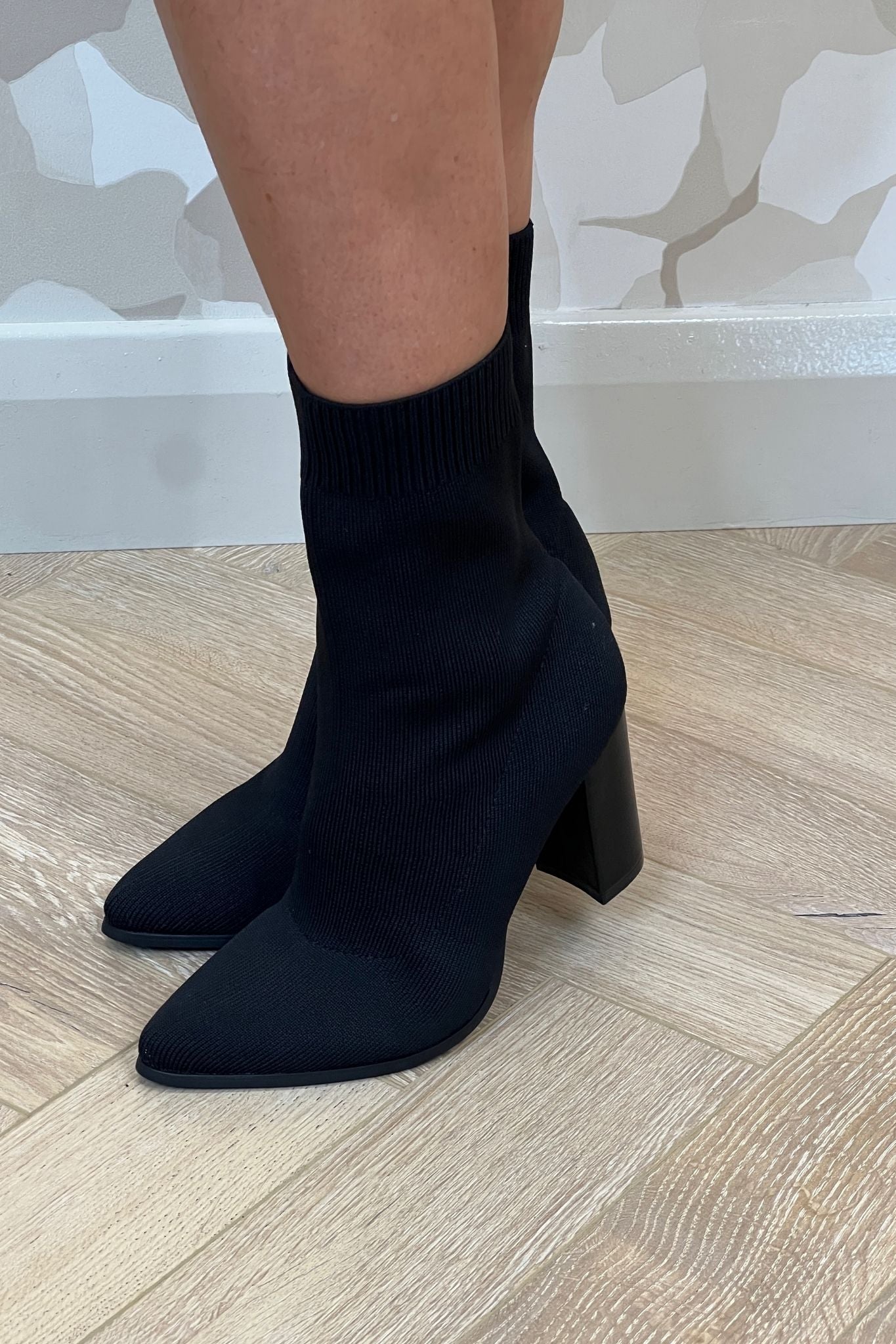 Izzy Sock Boot In Black - The Walk in Wardrobe