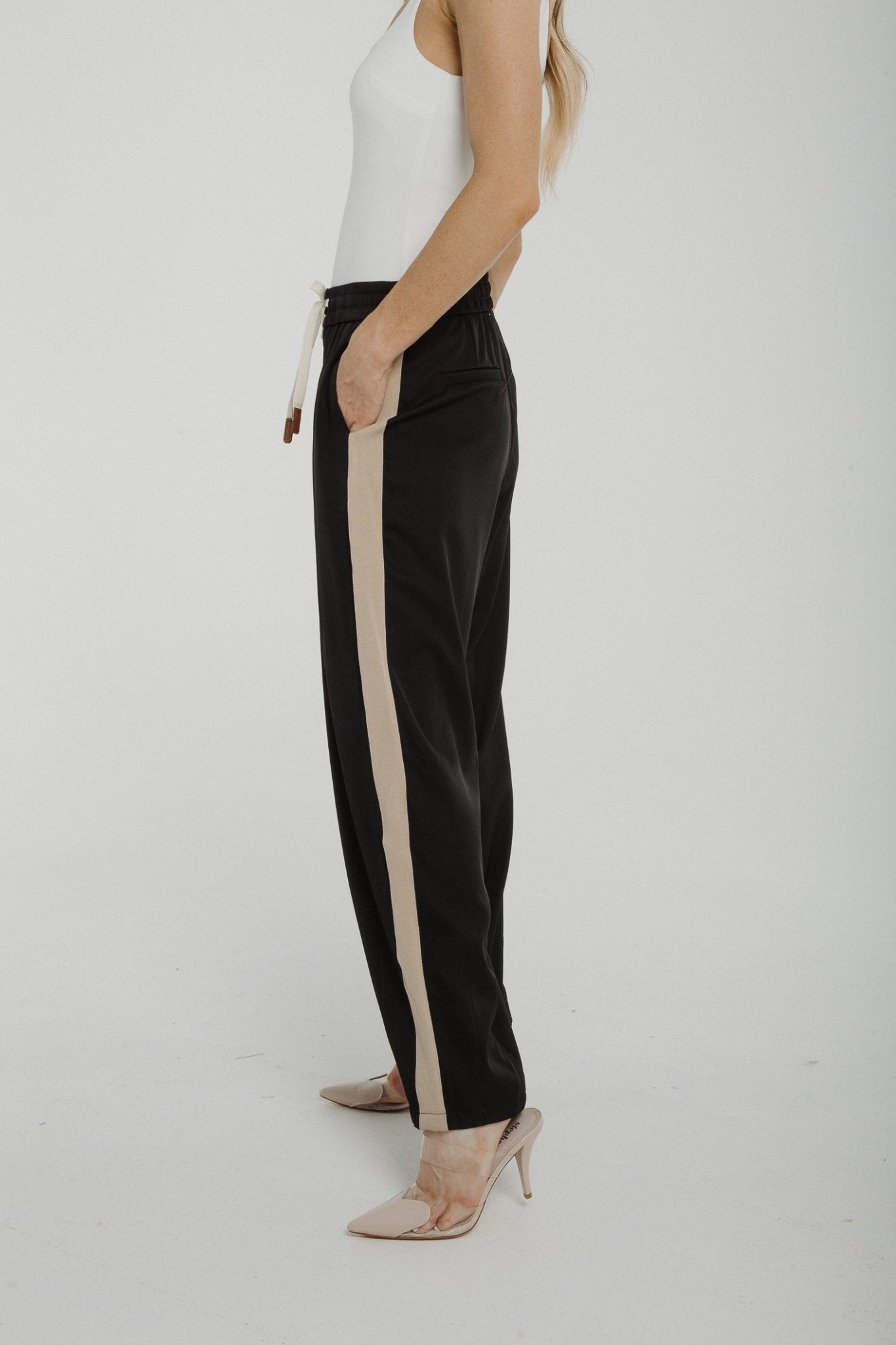 Jane Contrast Stripe Trouser In Black - The Walk in Wardrobe