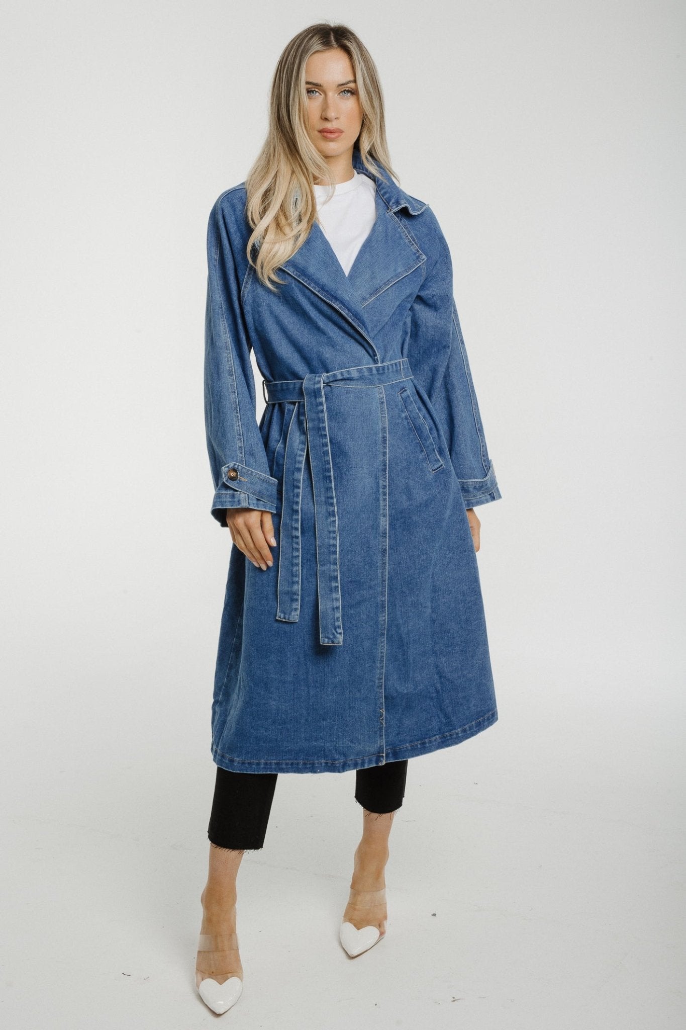 Jayme Denim Trench Coat In Mid Wash – The Walk in Wardrobe