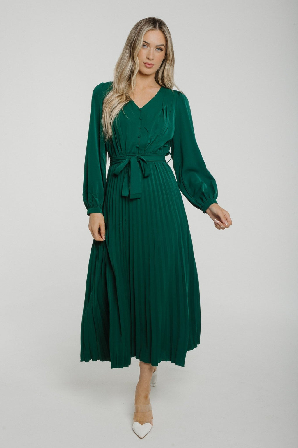 Lydia Pleated Maxi Dress In Dark Green – The Walk in Wardrobe
