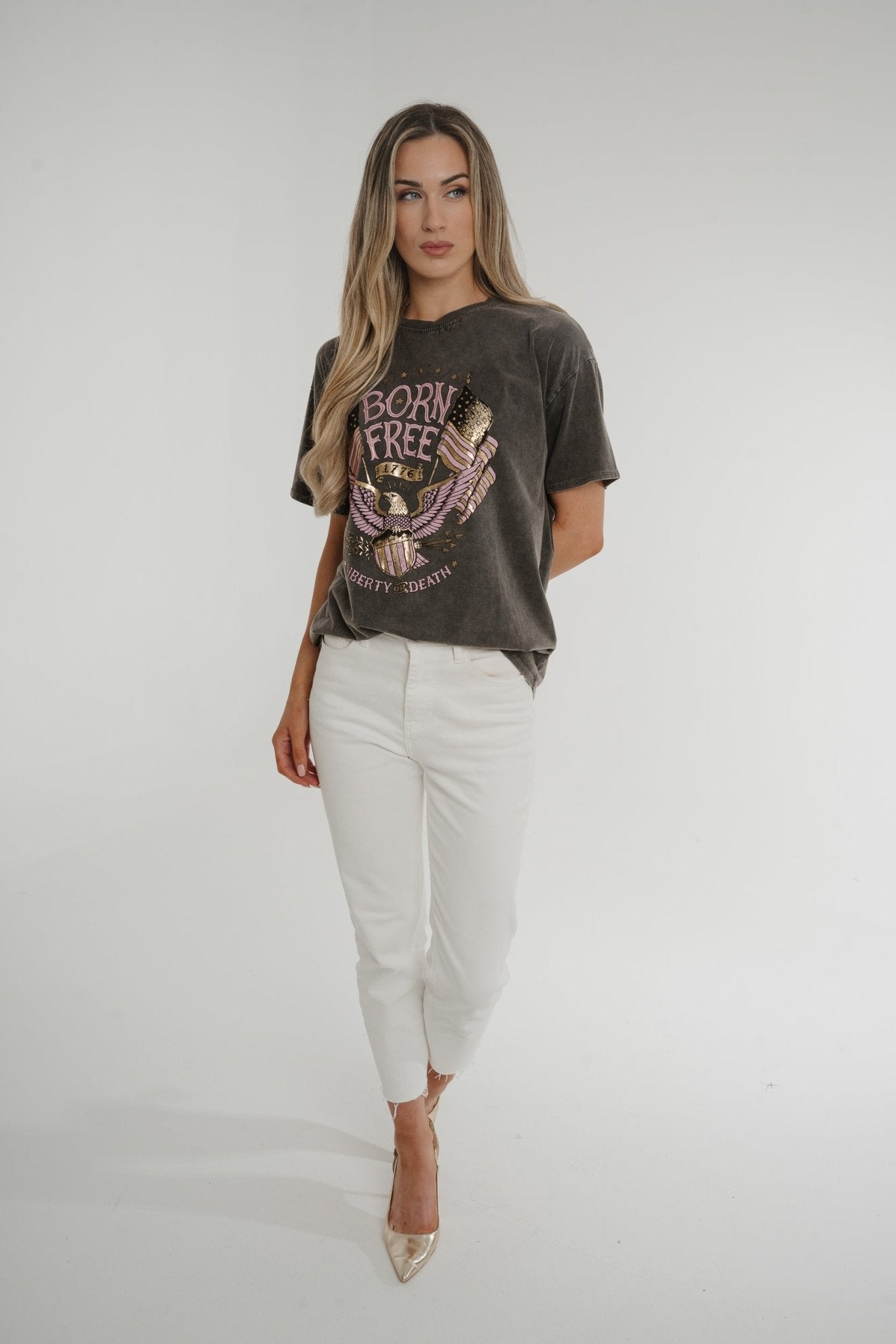 Melanie Graphic T-Shirt In Grey - The Walk in Wardrobe