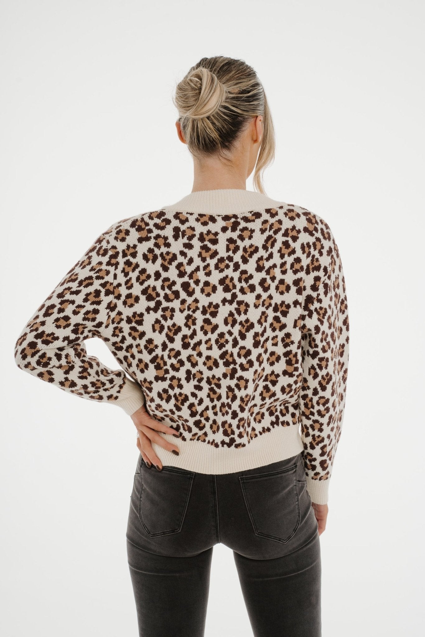 Melanie Leopard Print Knit Jacket In Cream - The Walk in Wardrobe