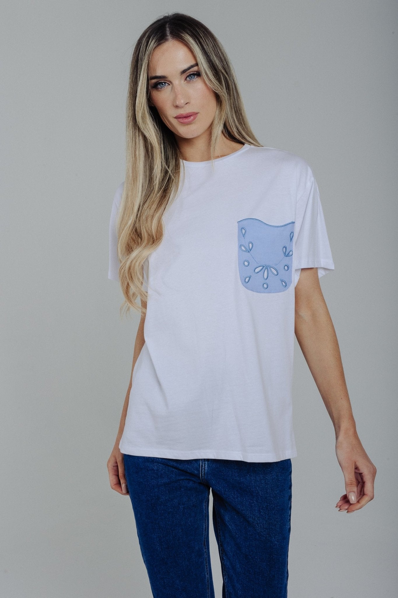 Pia Blue Pocket T-Shirt In White - The Walk in Wardrobe