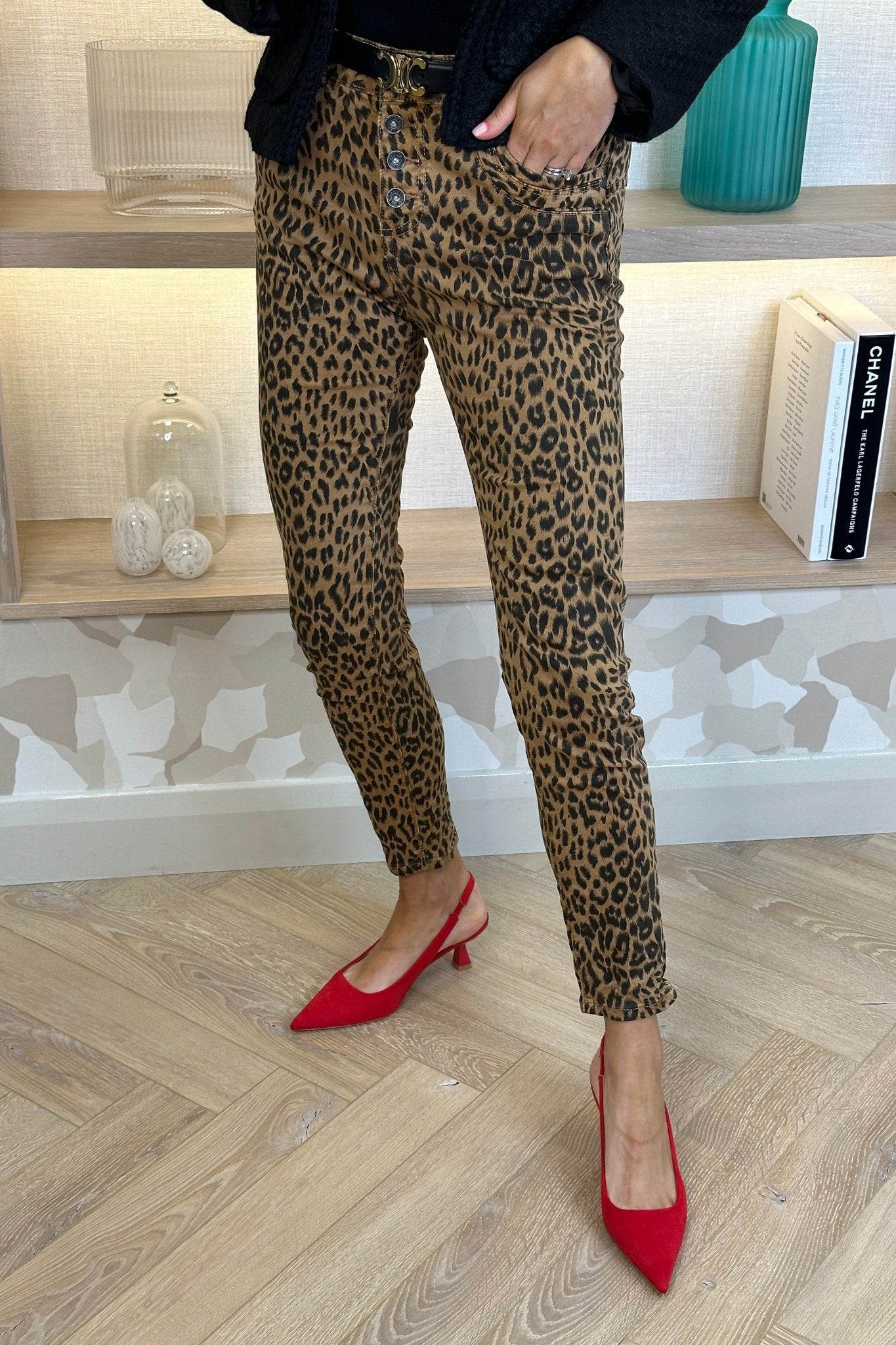 Polly Jeans In Leopard Print - The Walk in Wardrobe