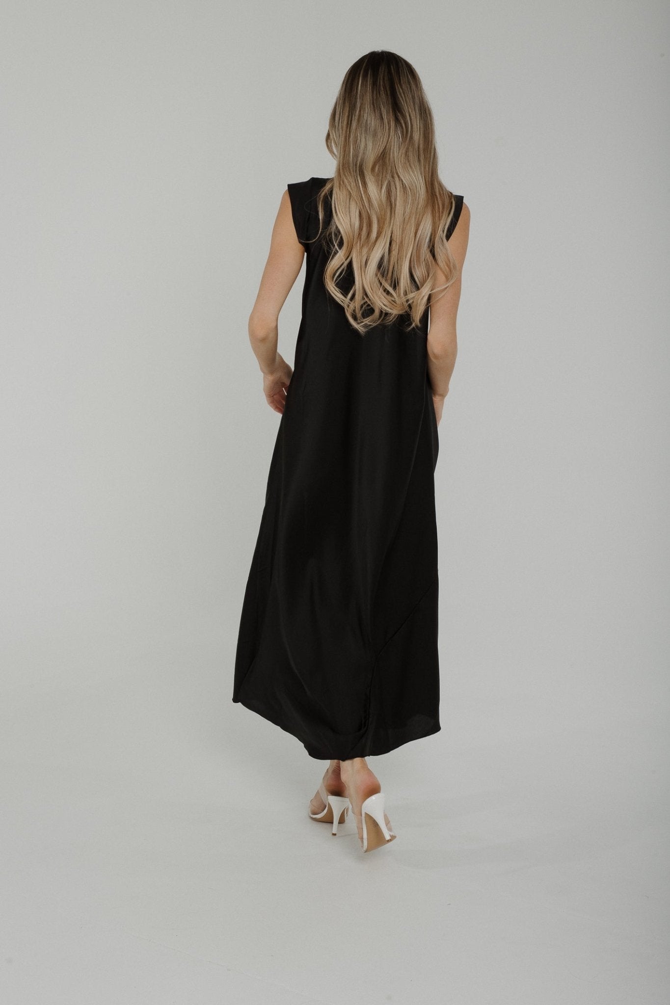 Polly Satin Mix Dress In Black - The Walk in Wardrobe