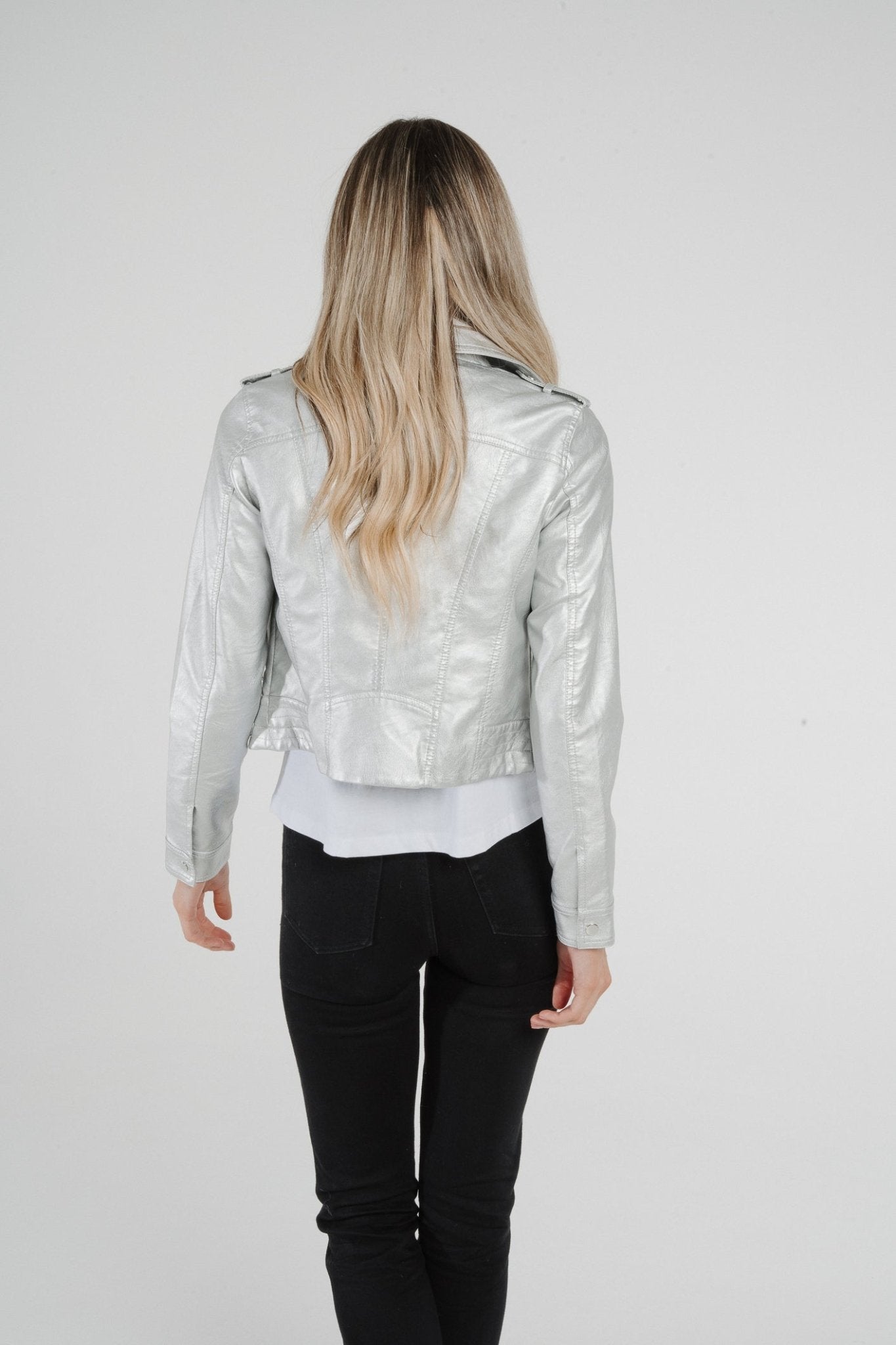 Samantha Metallic Leather Jacket In Silver - The Walk in Wardrobe