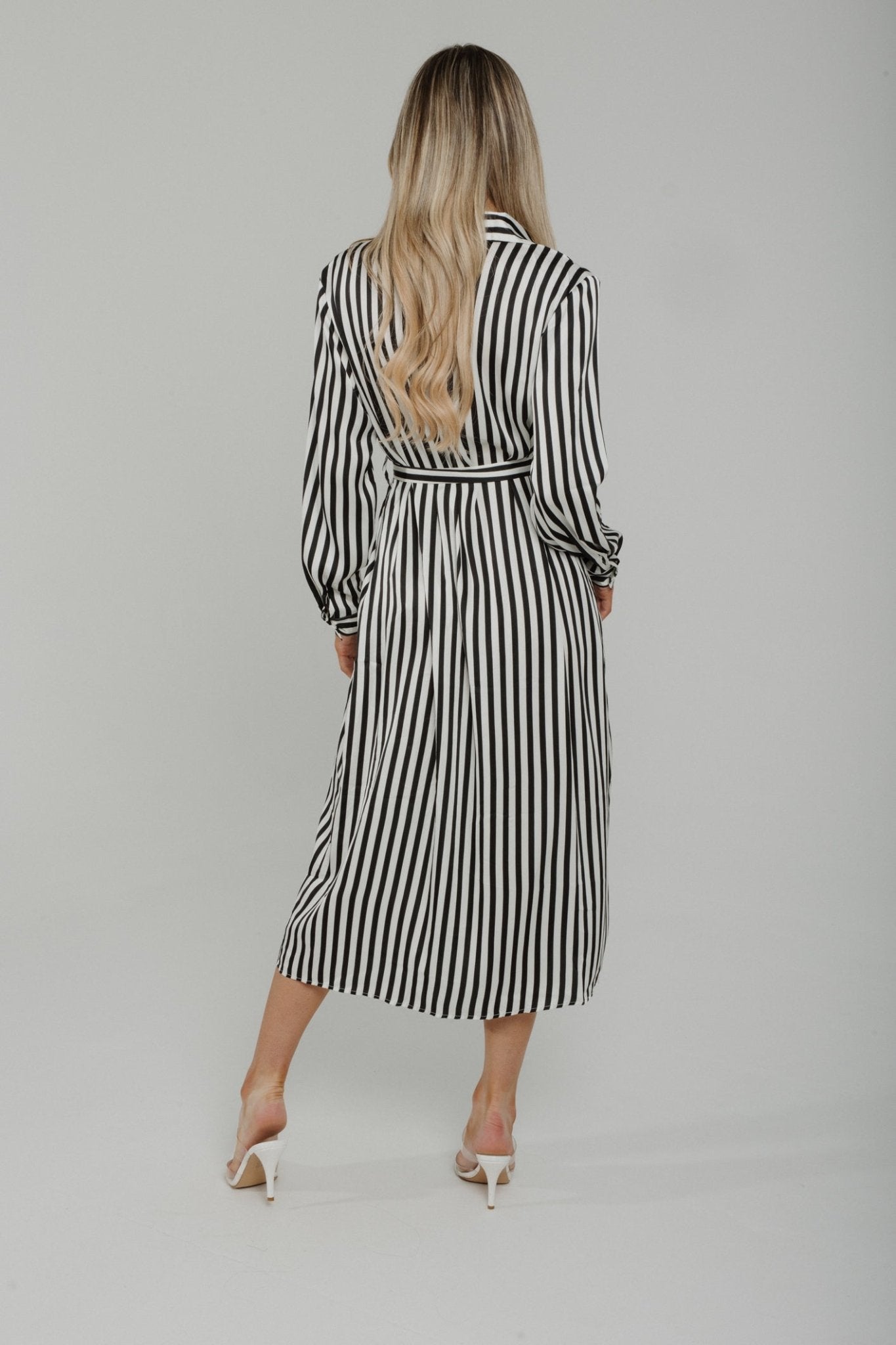 Una Stripe Shirt Dress In Black & White - The Walk in Wardrobe
