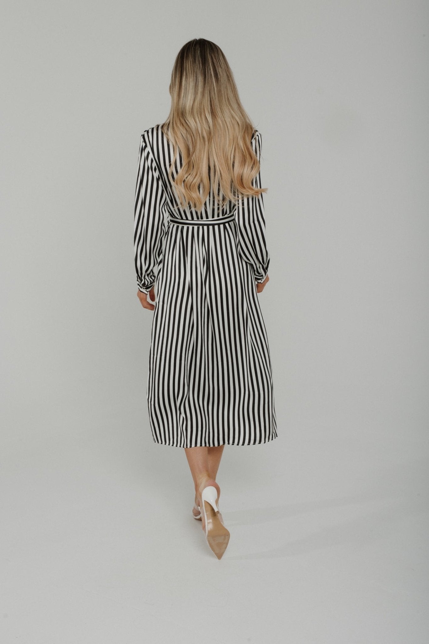 Una Stripe Shirt Dress In Black & White - The Walk in Wardrobe